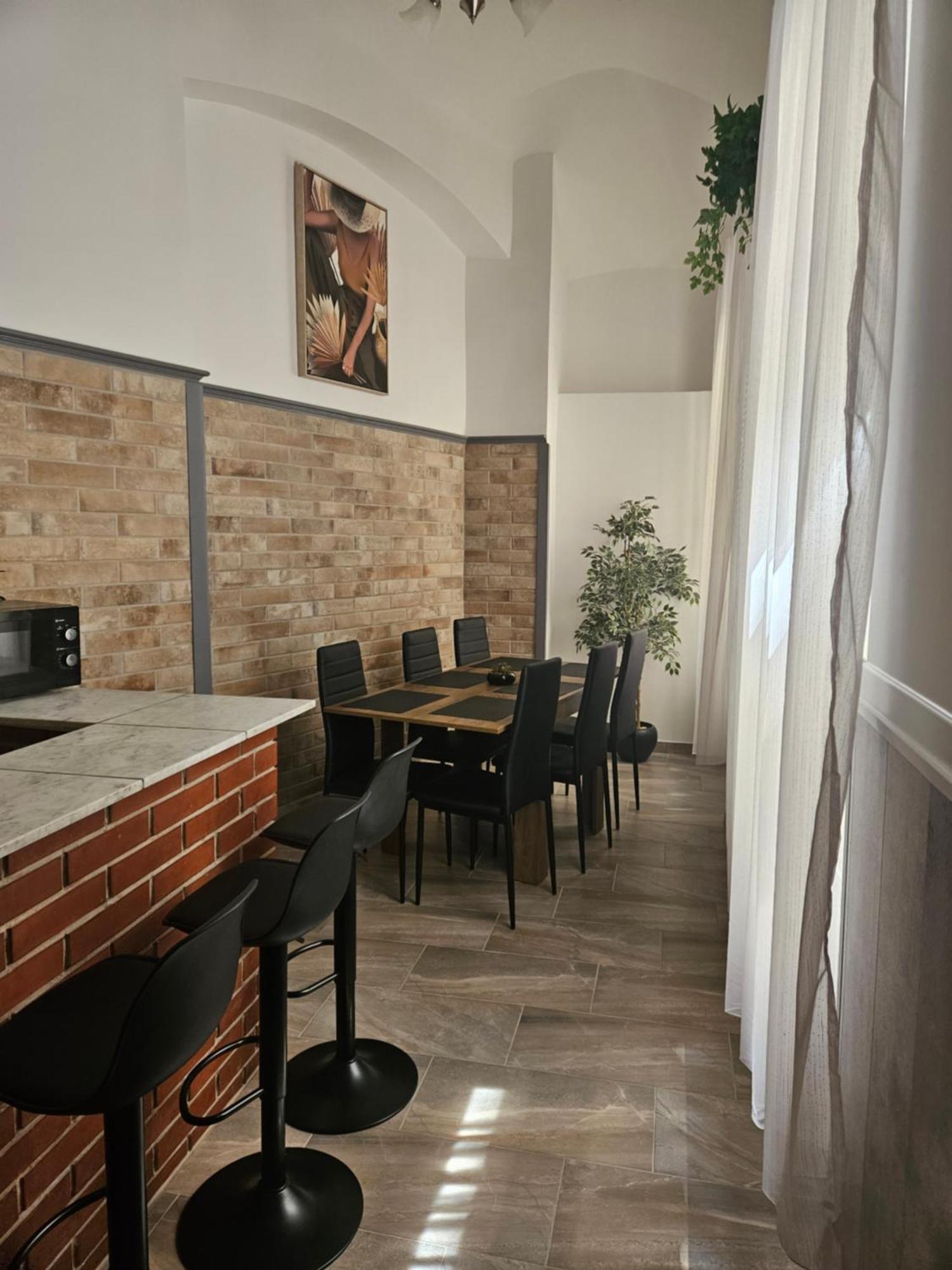 D3 Basilica Luxury Spacious Free Parking For 1 Car Budapest