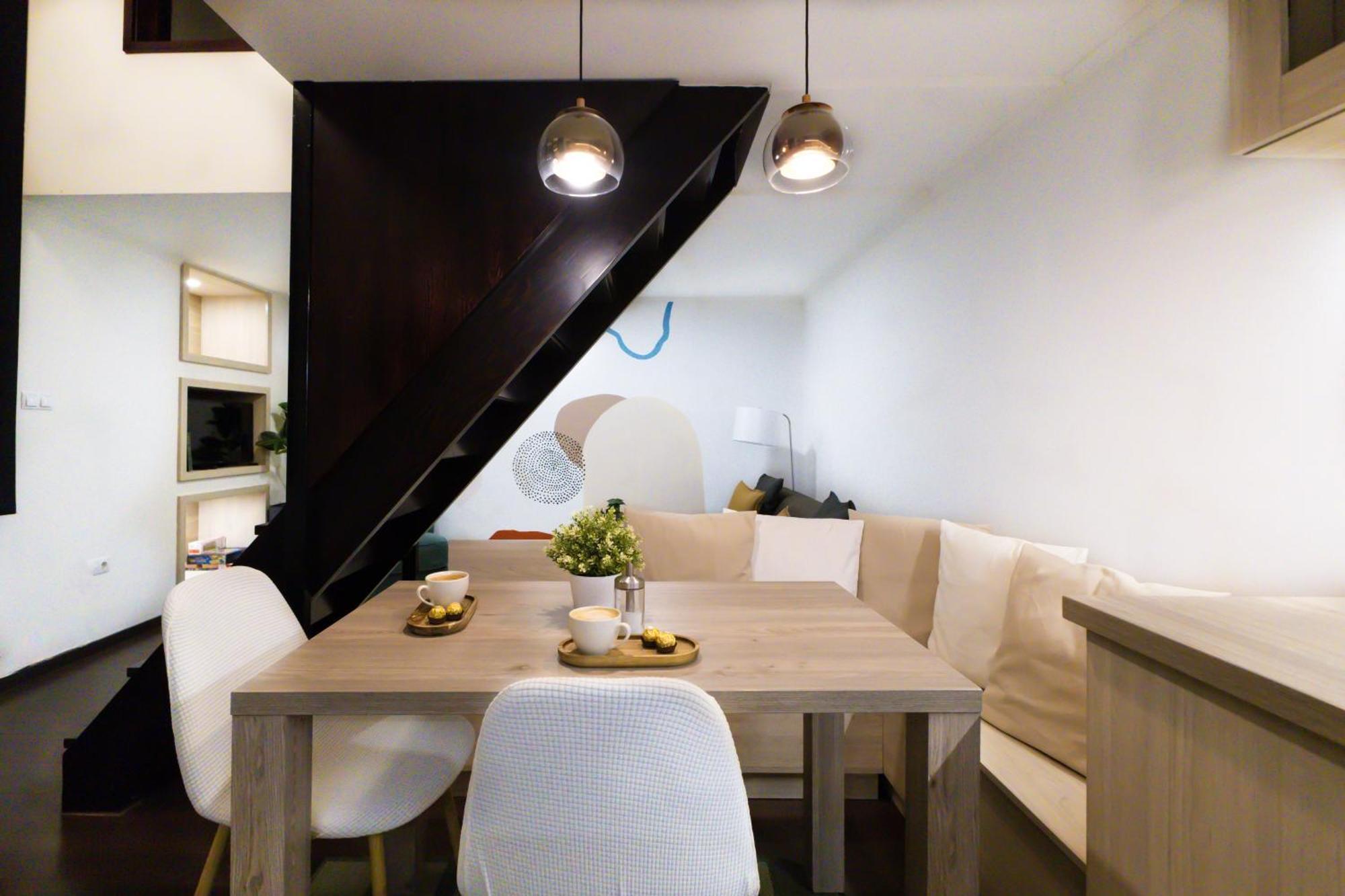 Downtown Museum Apartment
