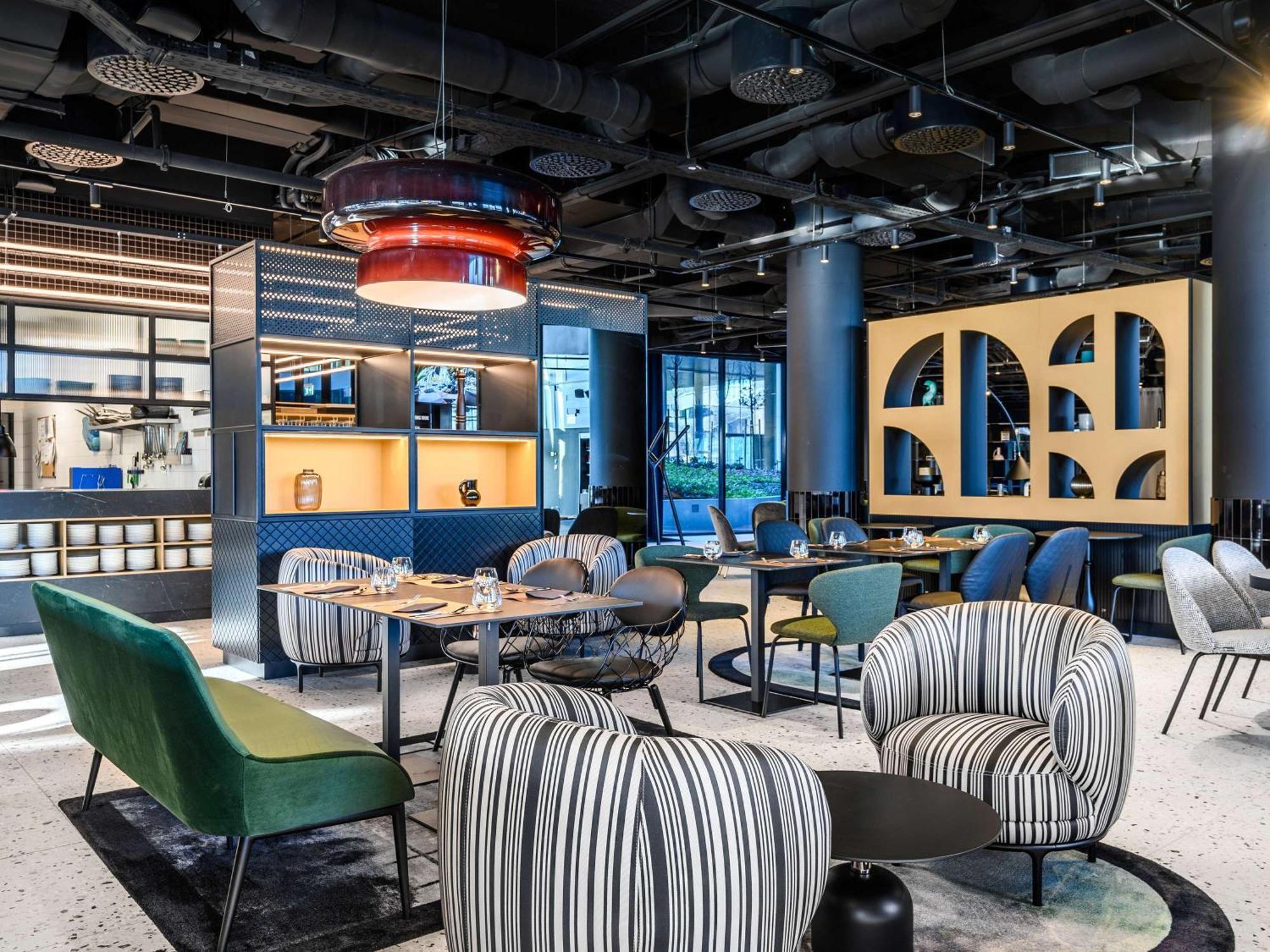 Tribe Stadium Hotel 4*