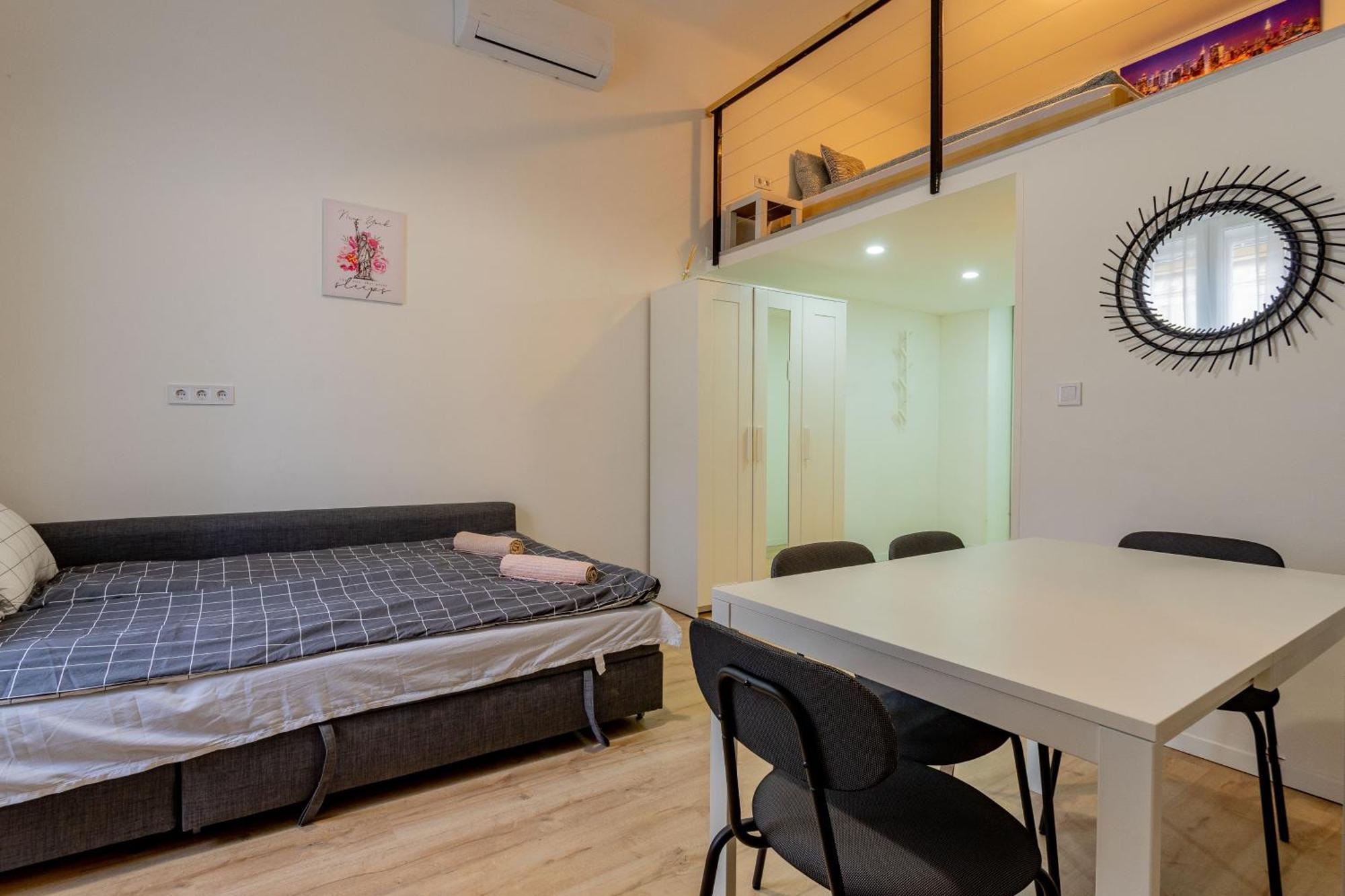 Rakoczi Apartment Budapest