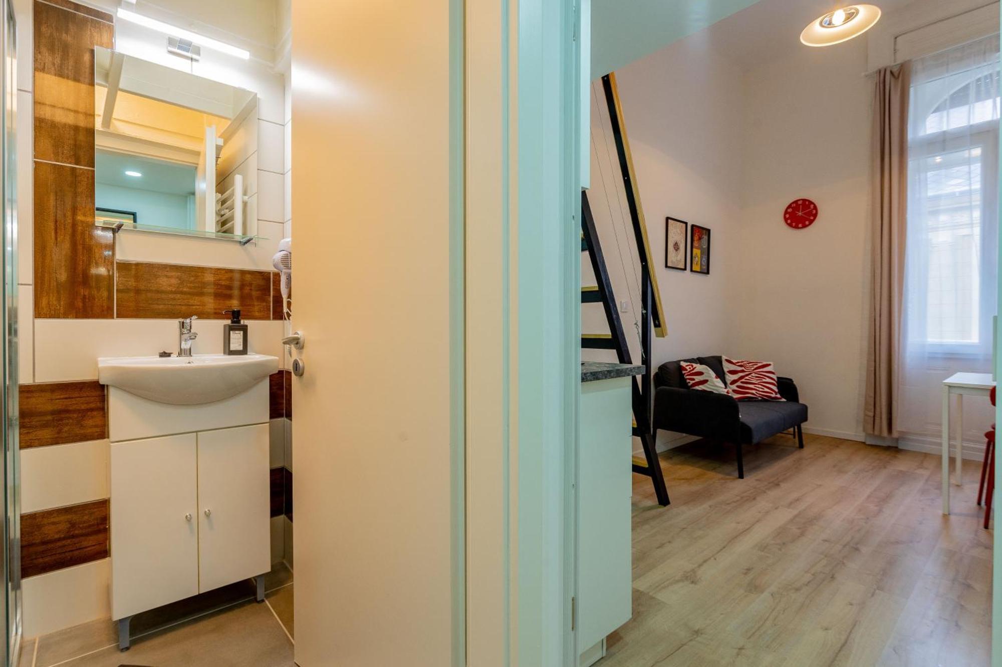 Rakoczi Apartment Budapest