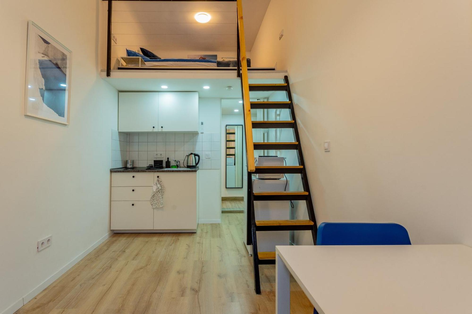 Rakoczi Apartment