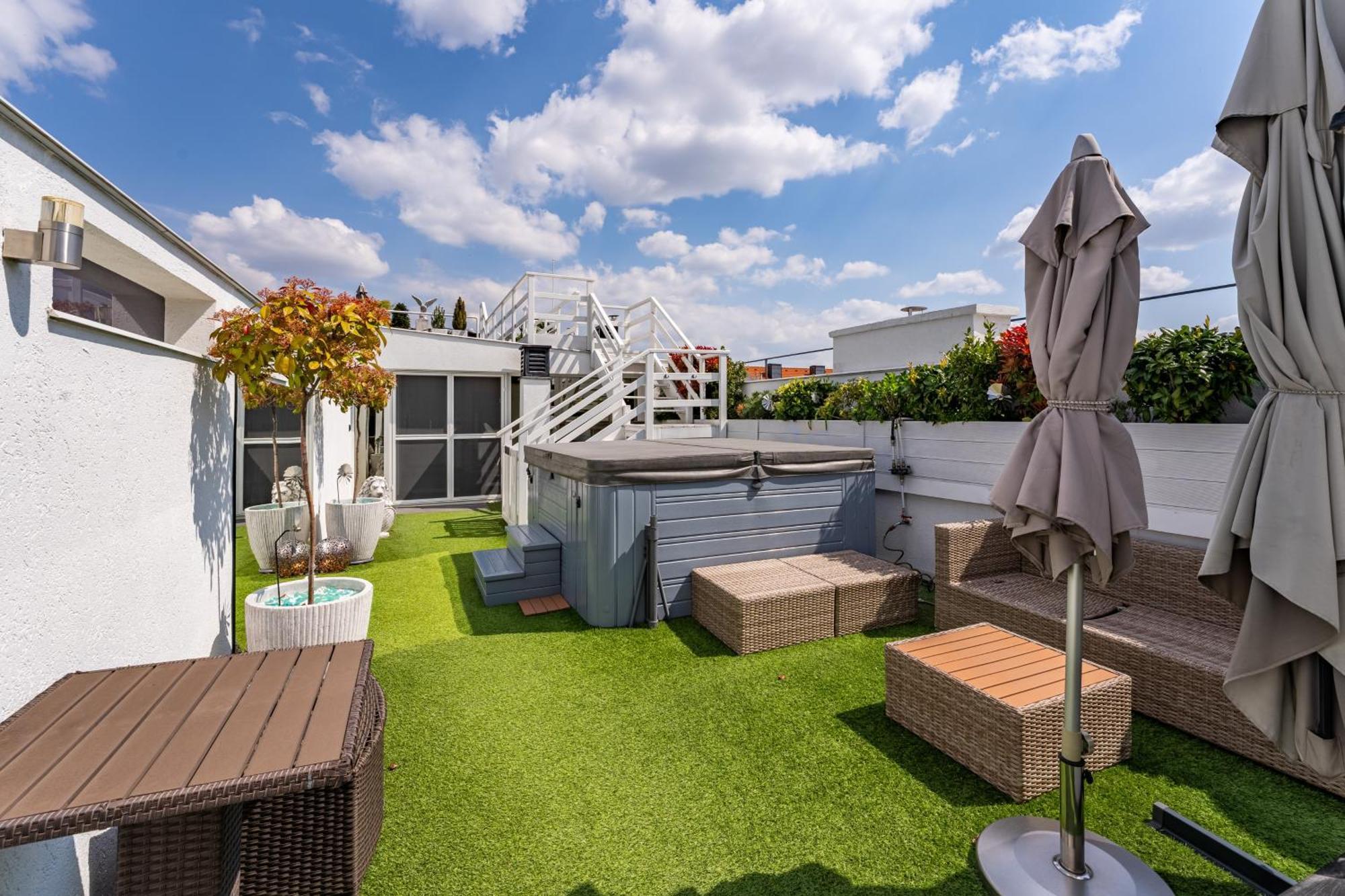 Apartment Skygarden Private Jakuzzi Sauna Gym *