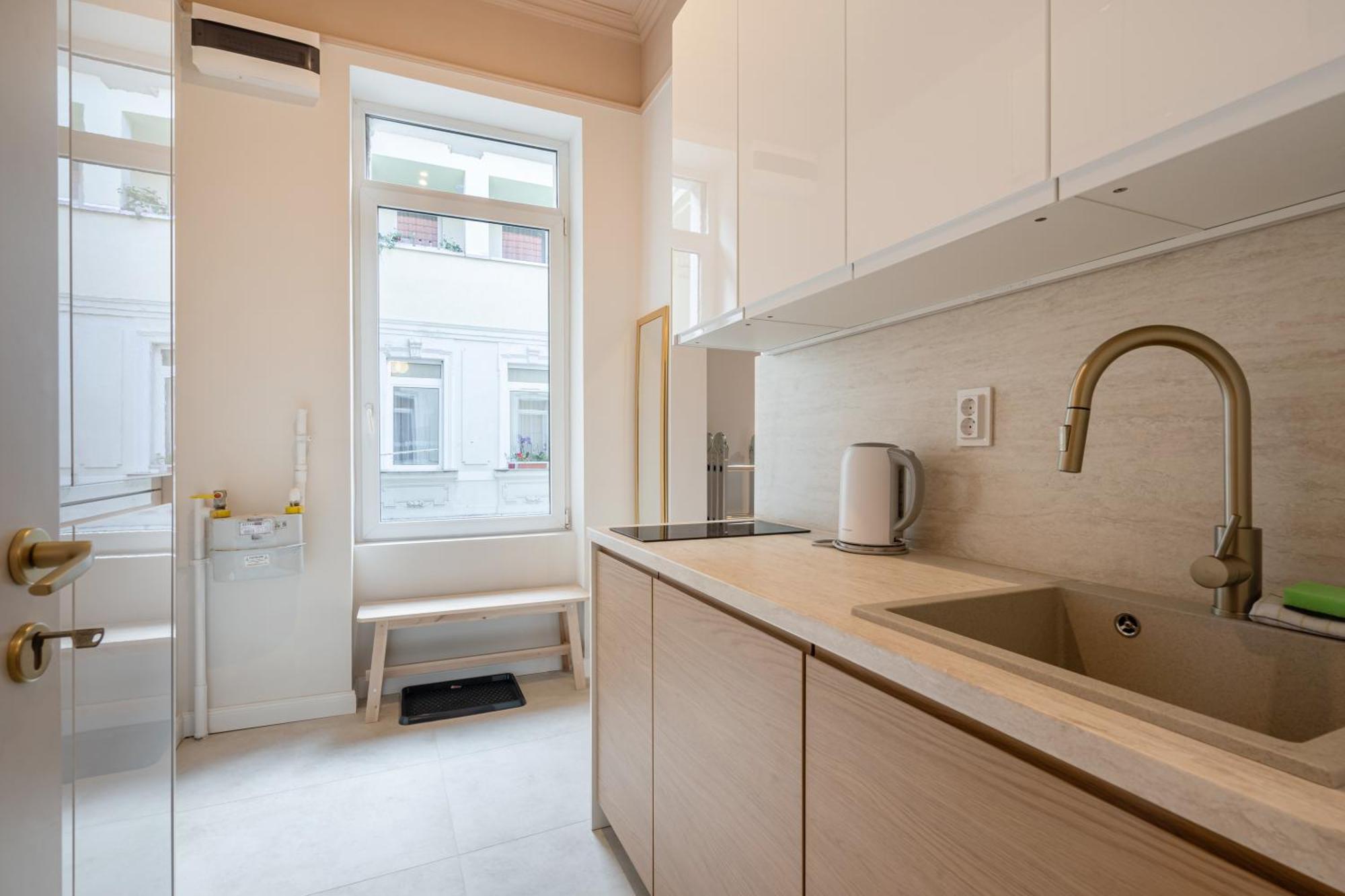 Daydream Den Apartment