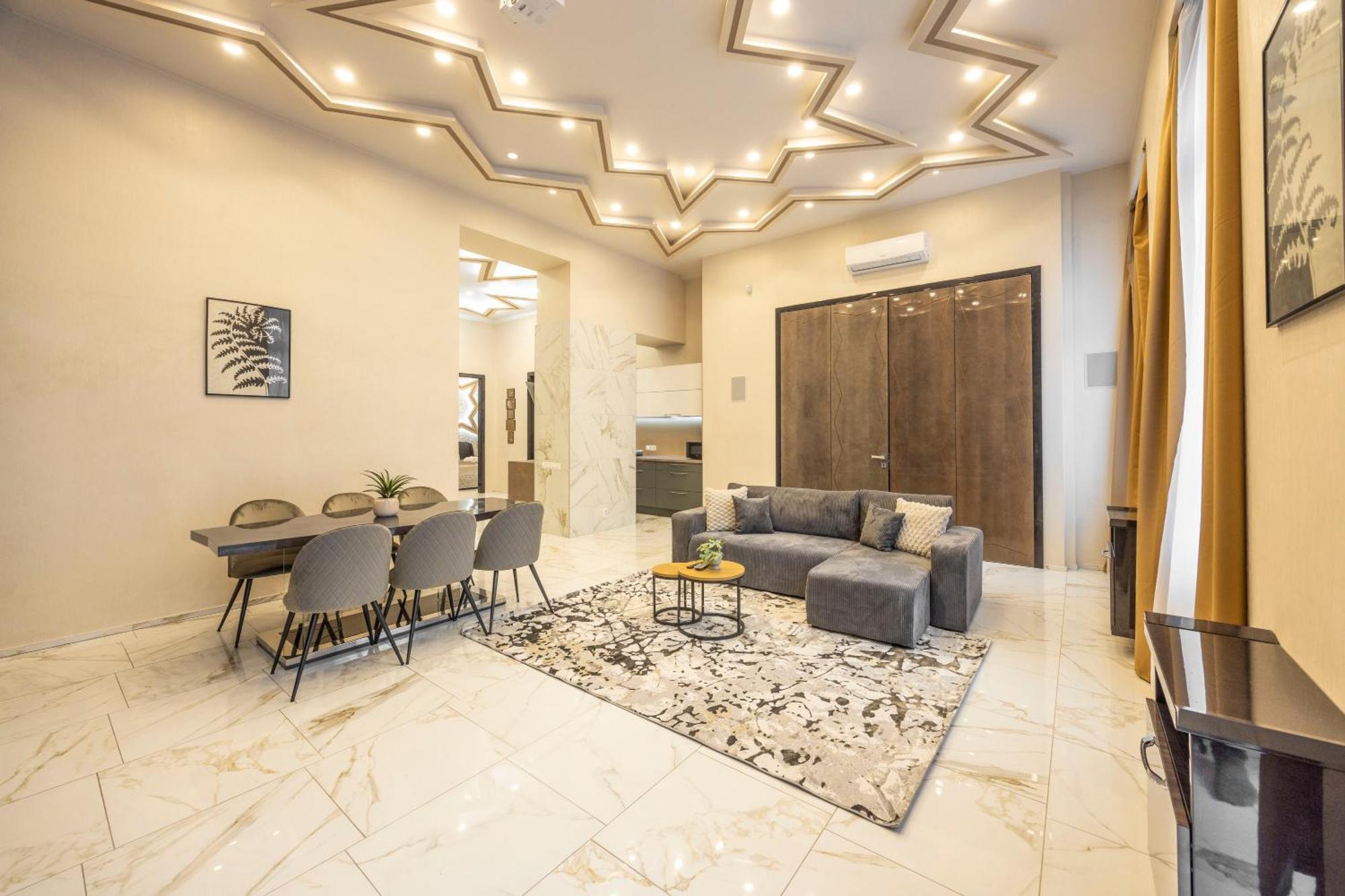 Apartment Extravagant & Modern Grand In The Center Of Budapest
