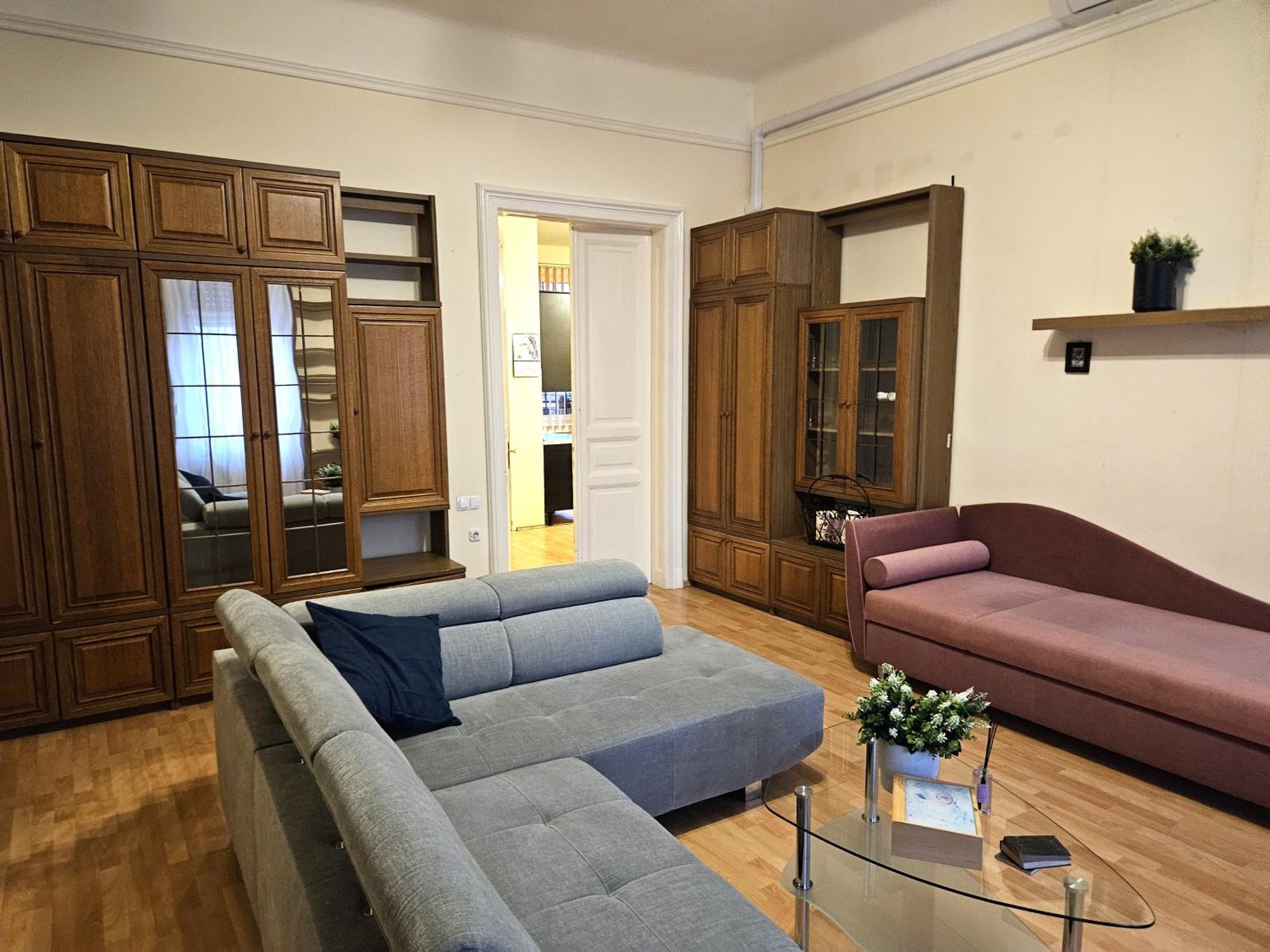 Apartamento Cozy And Near Kalvin Square