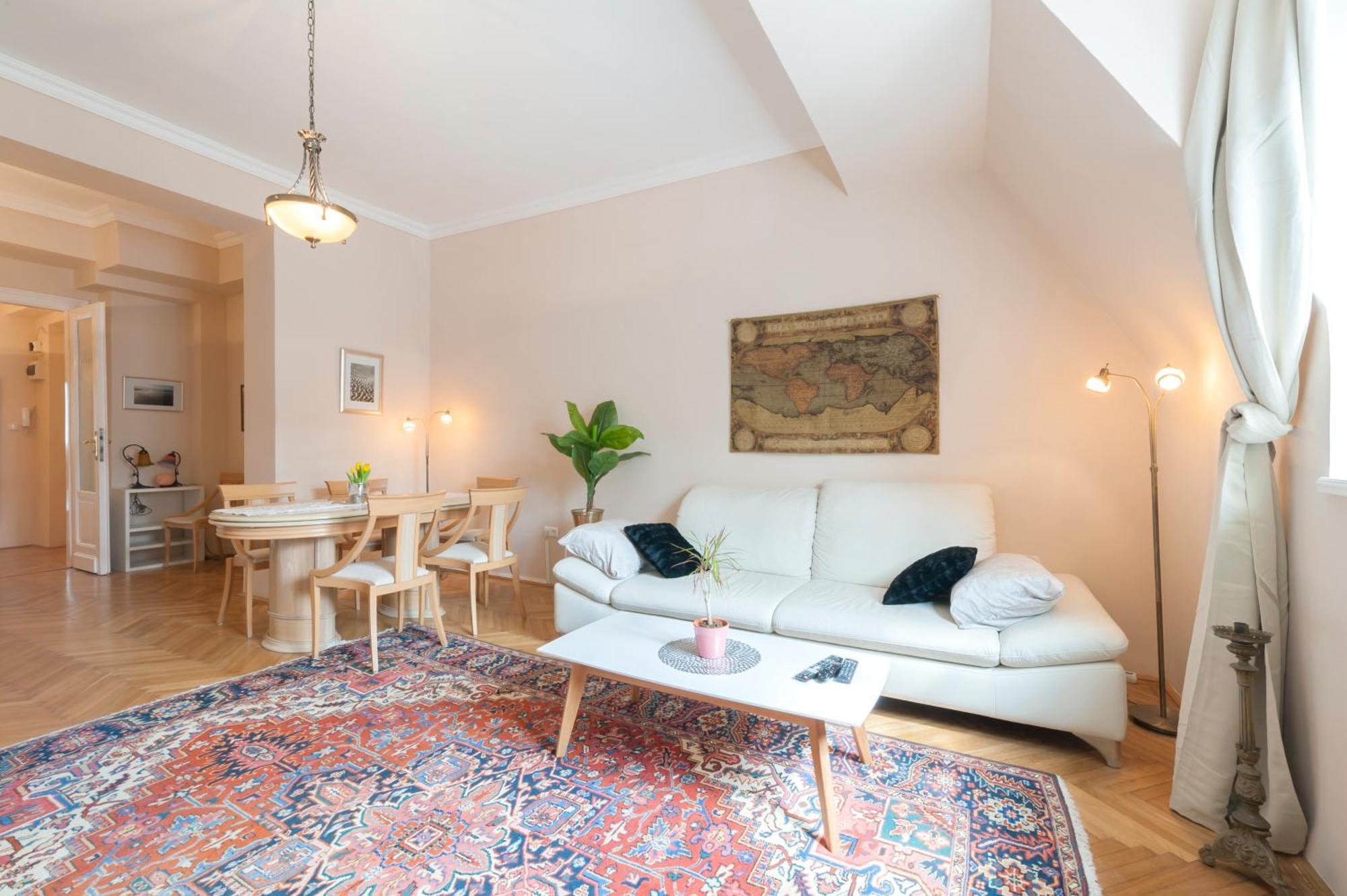View To The Roofs Luxury With 2 Bedrooms * Budapest