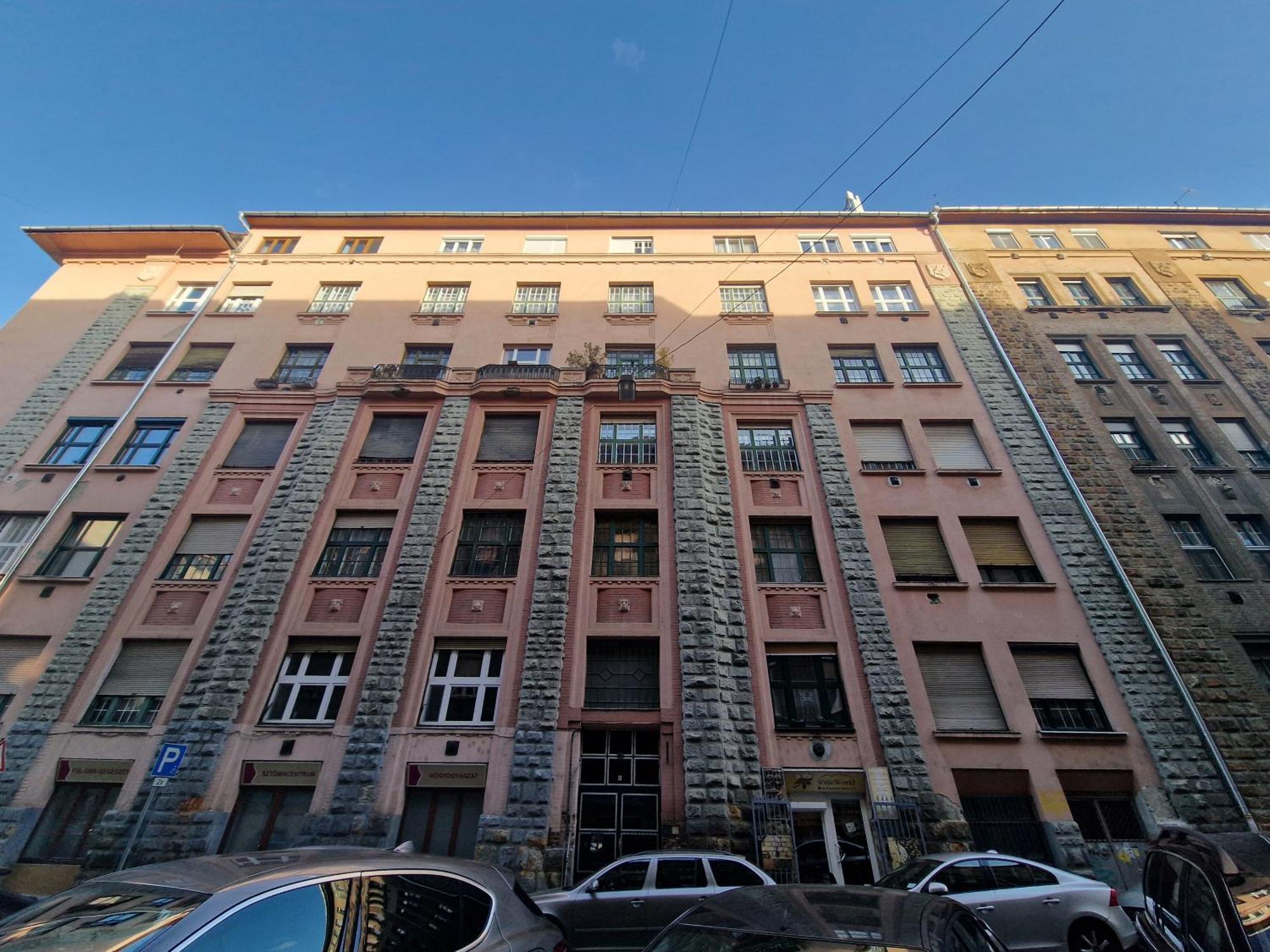 Balzac Apartment
