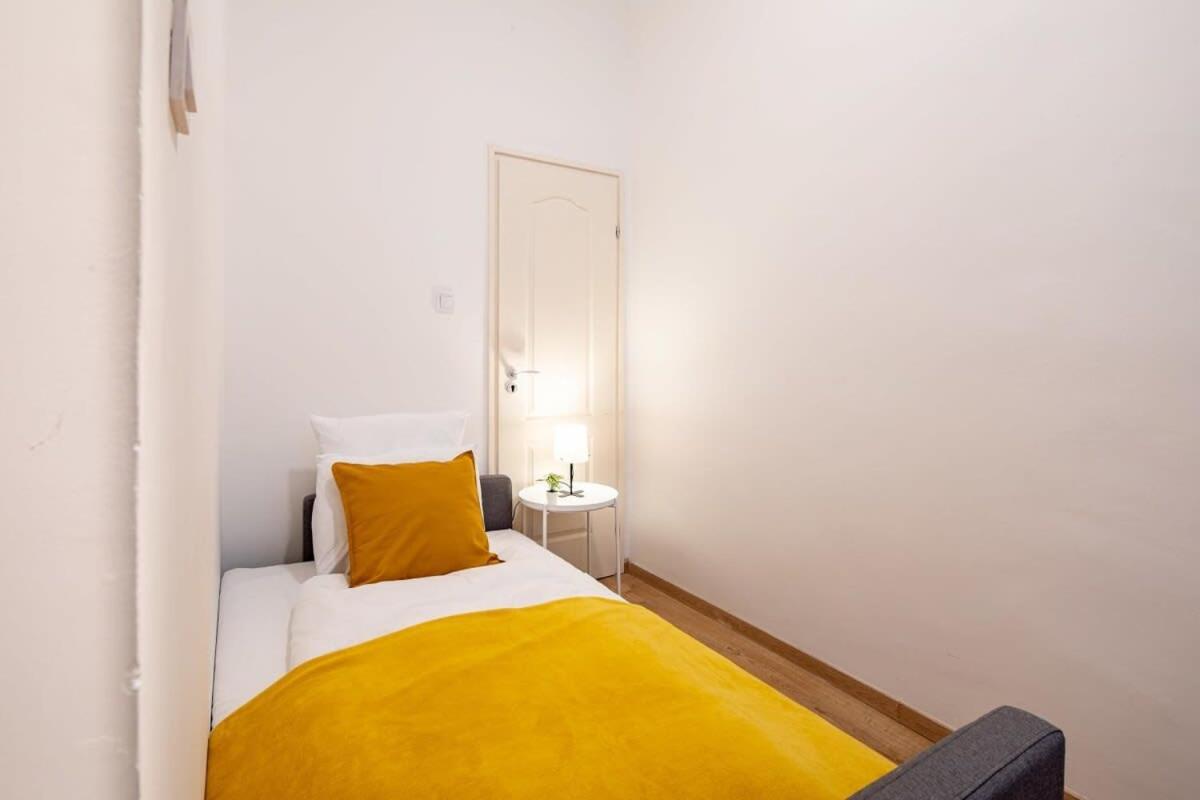 - Comfy - Relaxing Sleep Budapest