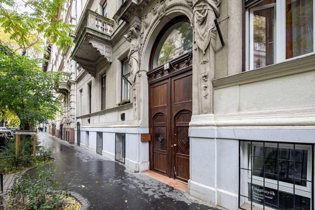 - Comfy - Relaxing Sleep Budapest
