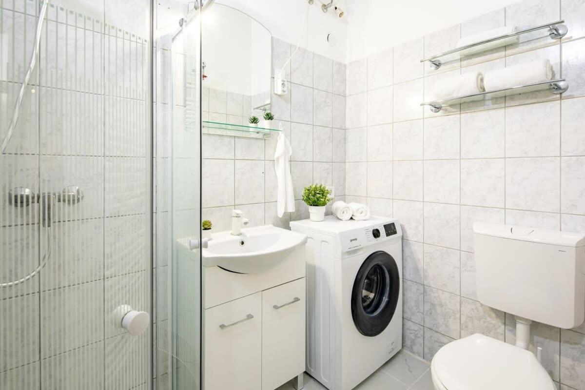 - Comfy - Relaxing Sleep Apartment Budapest