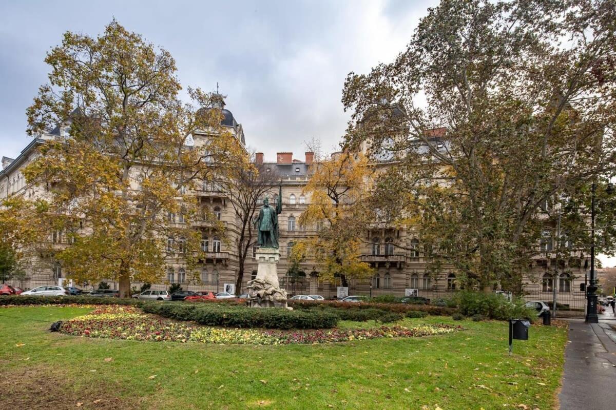 - Comfy - Relaxing Sleep Apartment Budapest