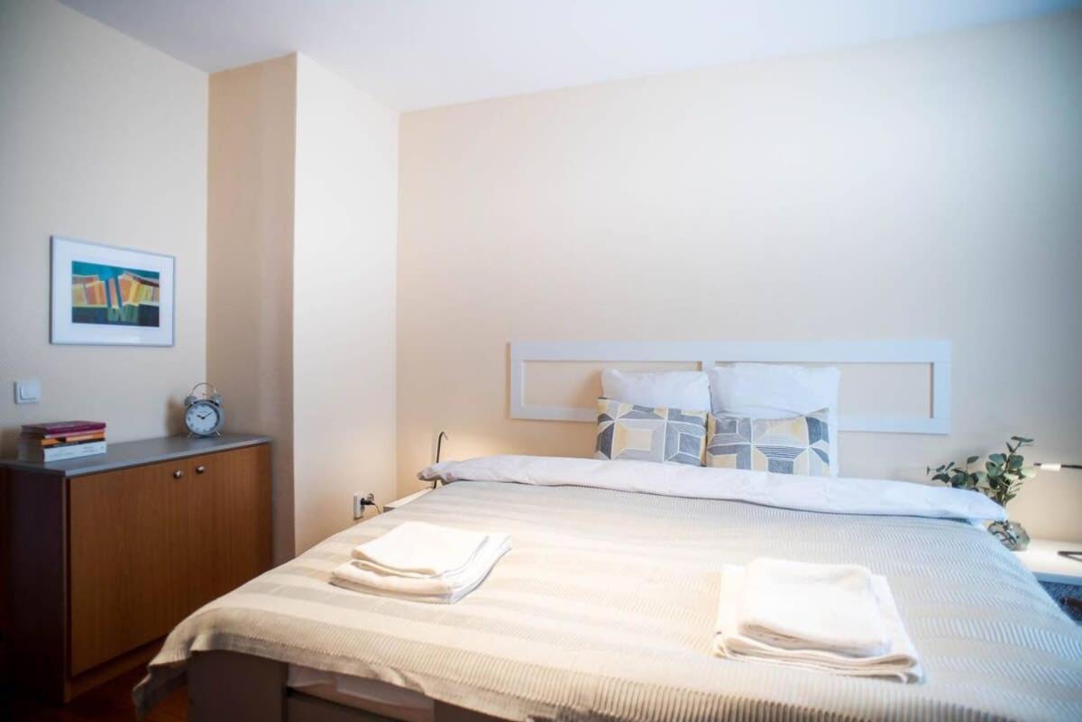 Appartamento 4-room With Aircon And Balcony Free Parking Budapest