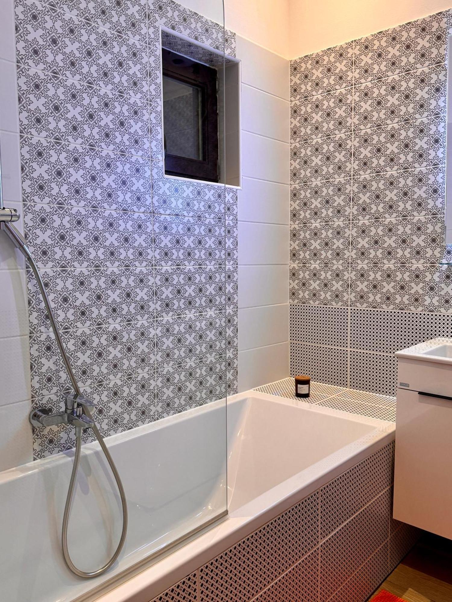Aparthotel Gracia House 3*