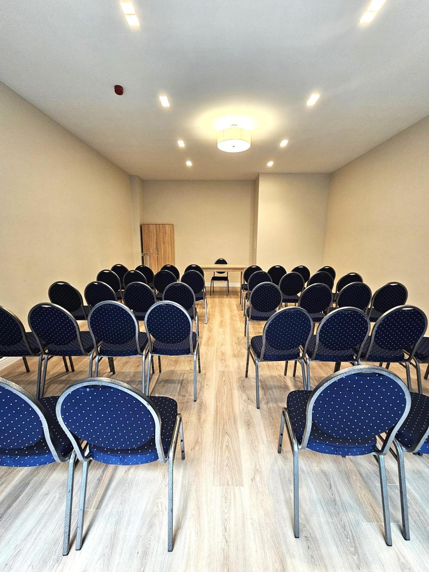 Hotell Silver Crown & Residence, Palace Quarter 3*