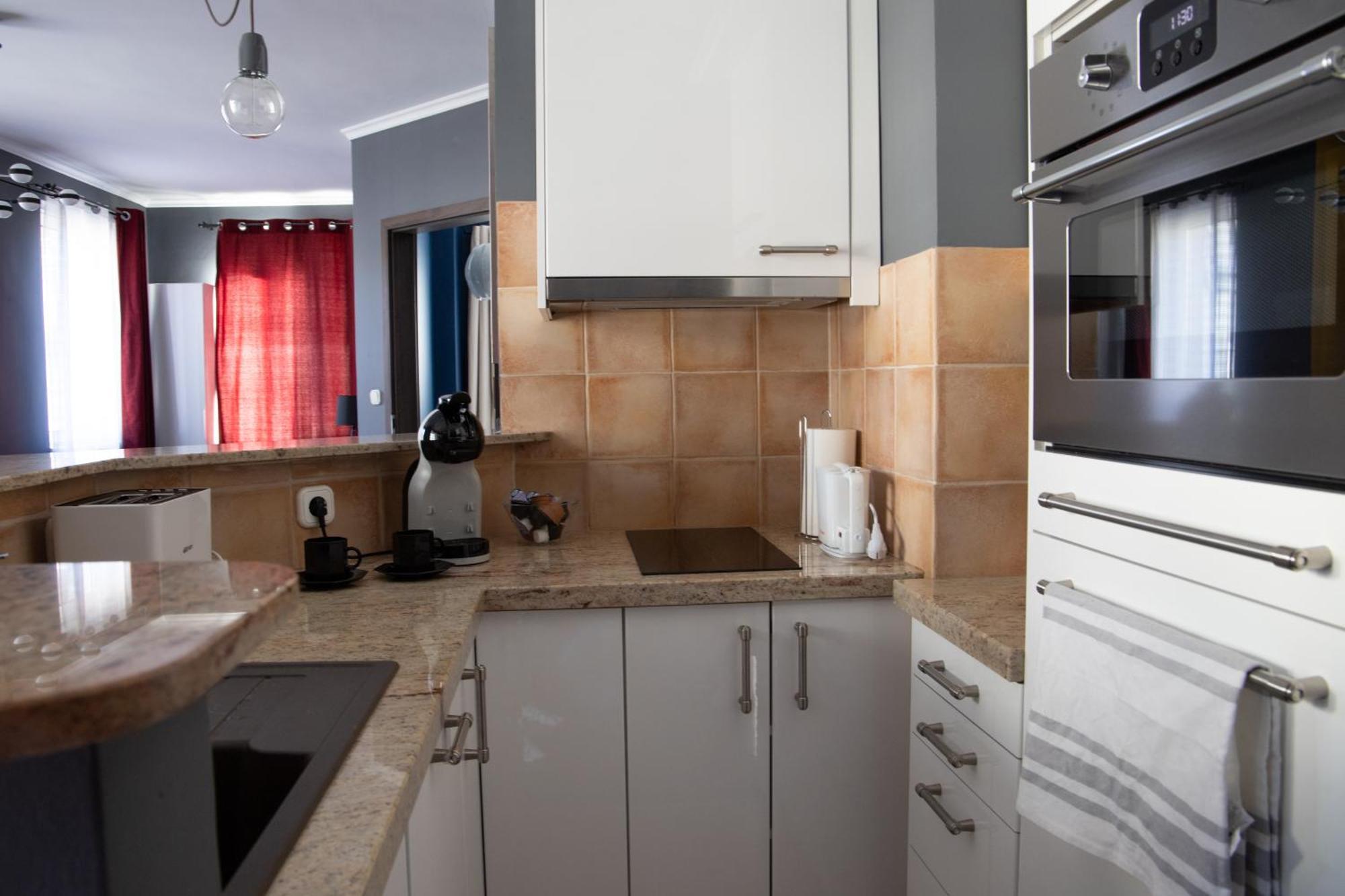 Appartamento Sunny - With Parking Budapest