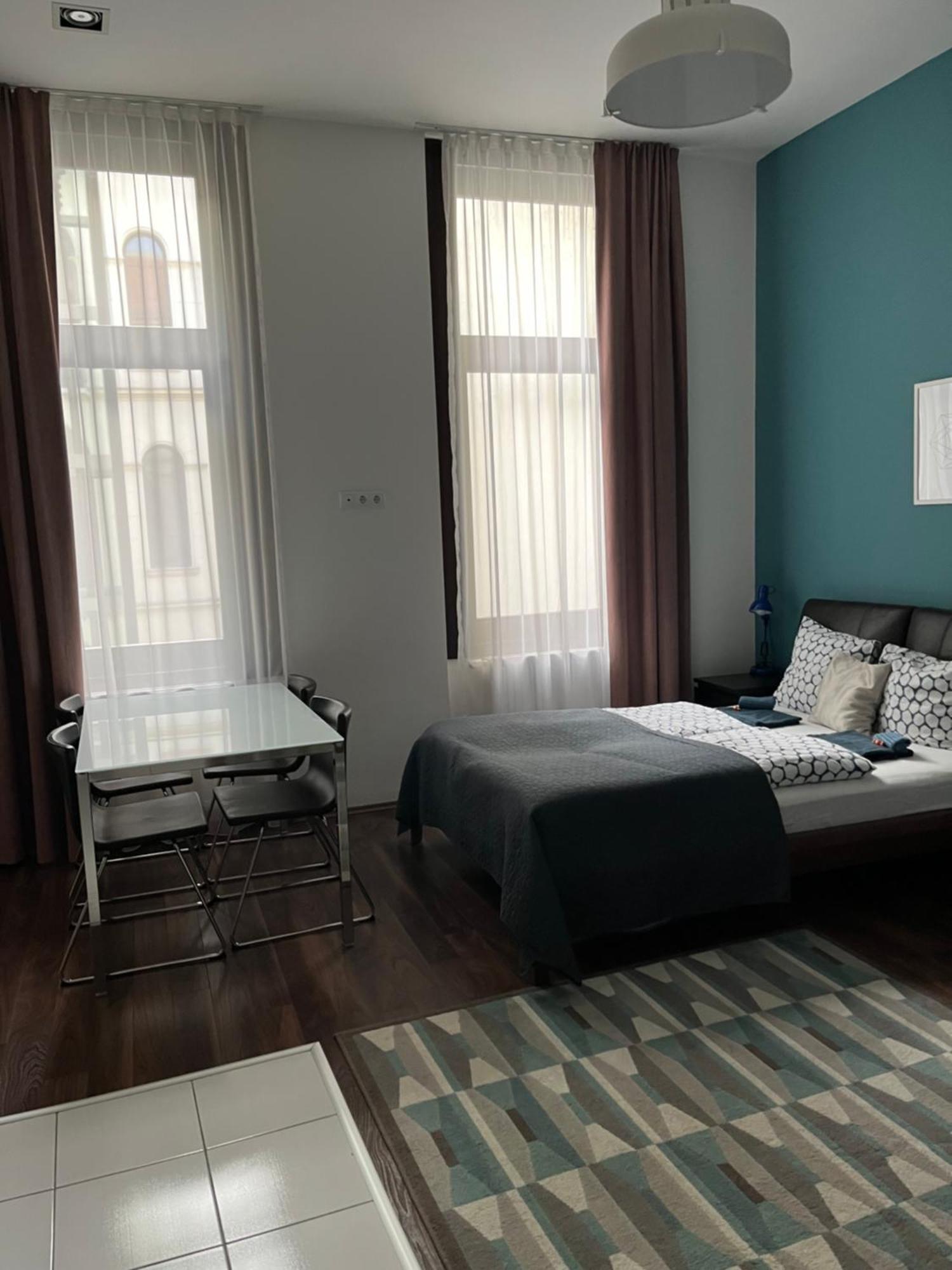 Gracia House Aparthotel 3*