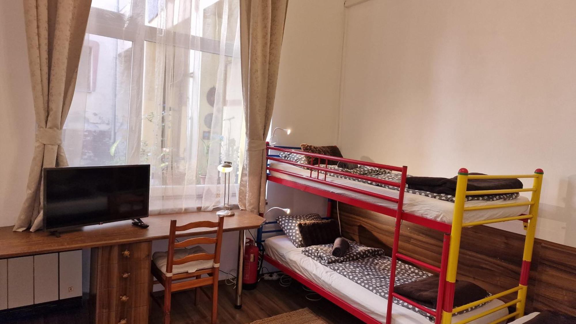 Dombovari Way Apartment