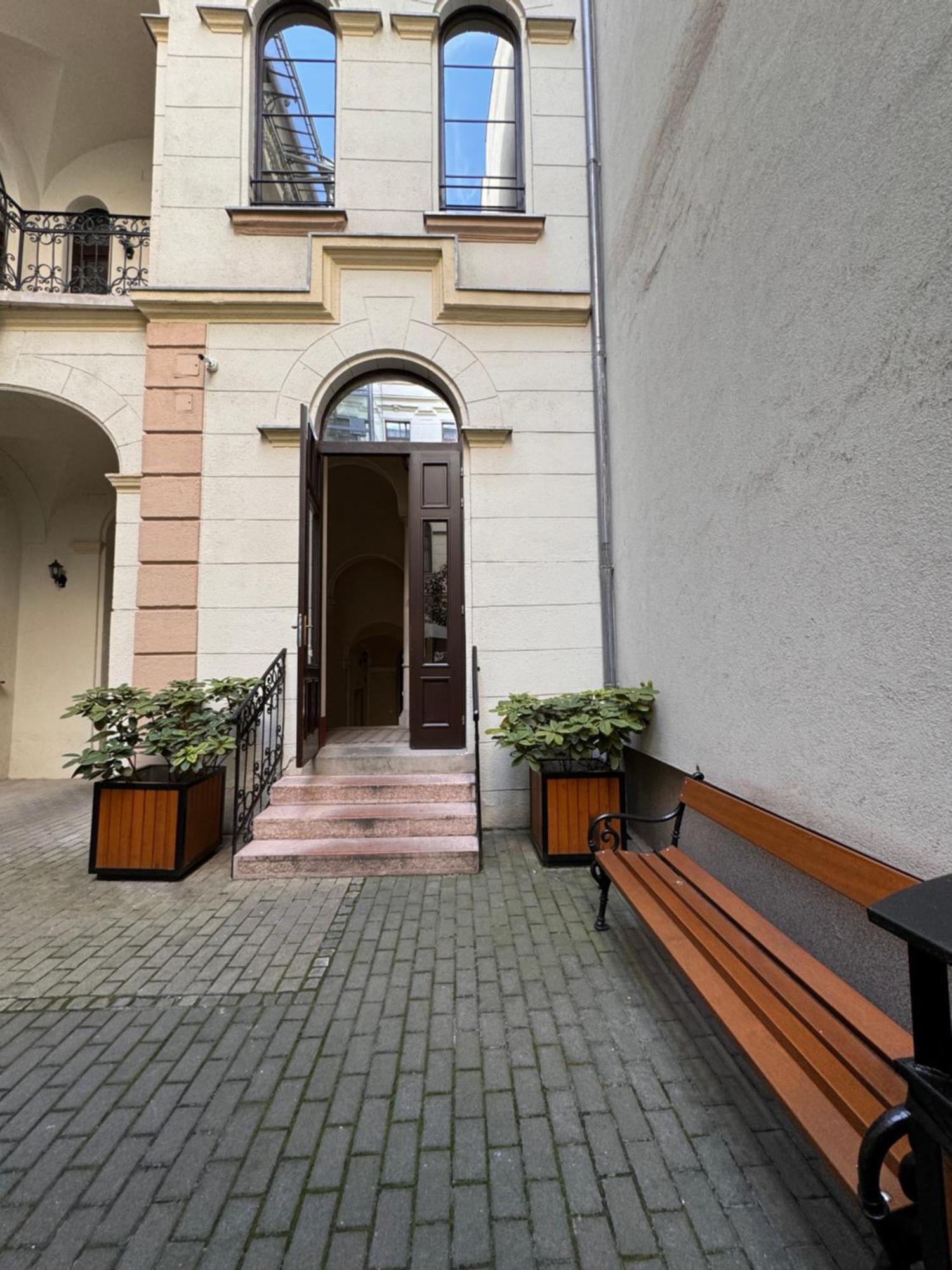 Aparthotel Gracia House 3*