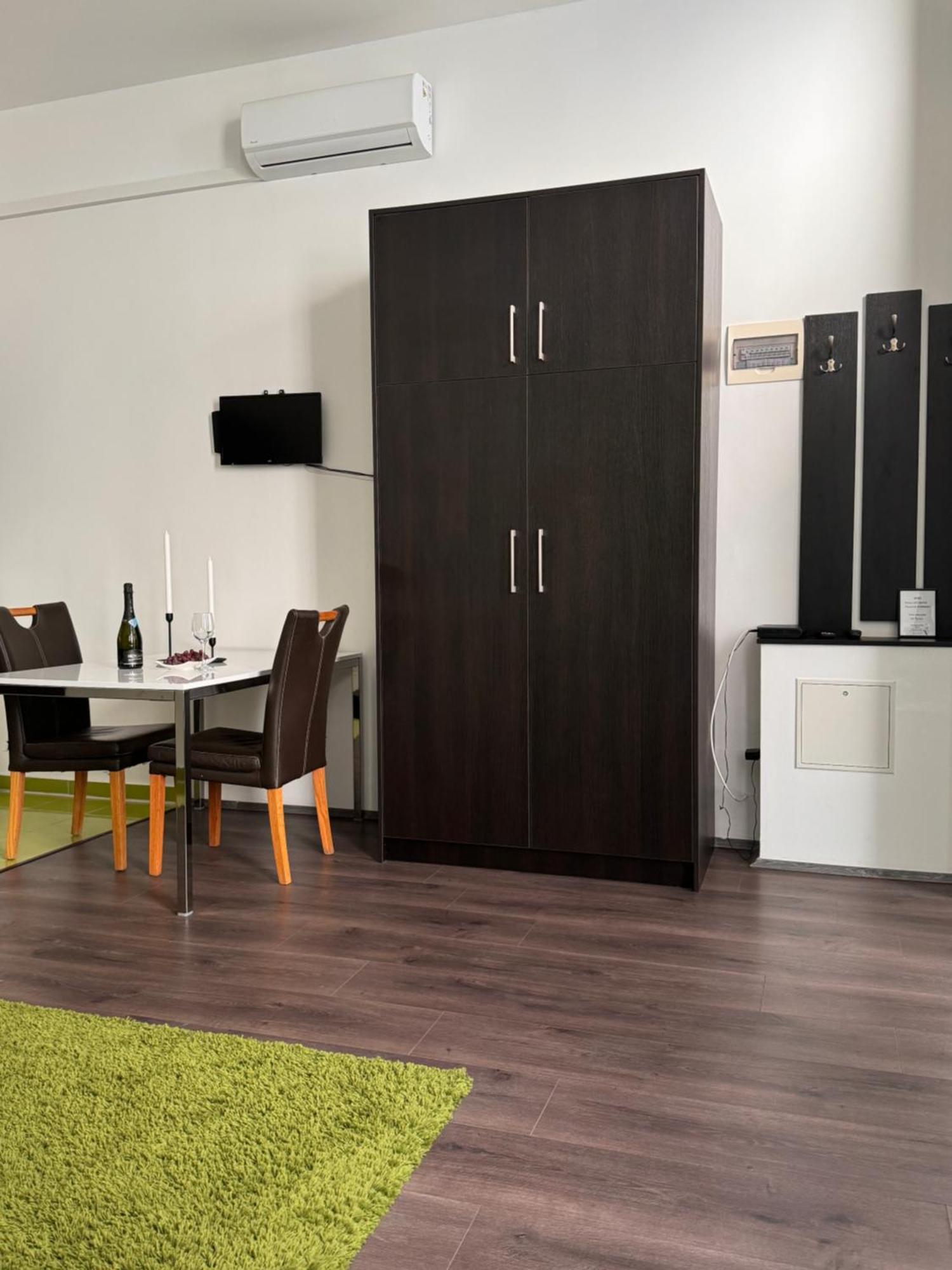 Aparthotel Gracia House 3*