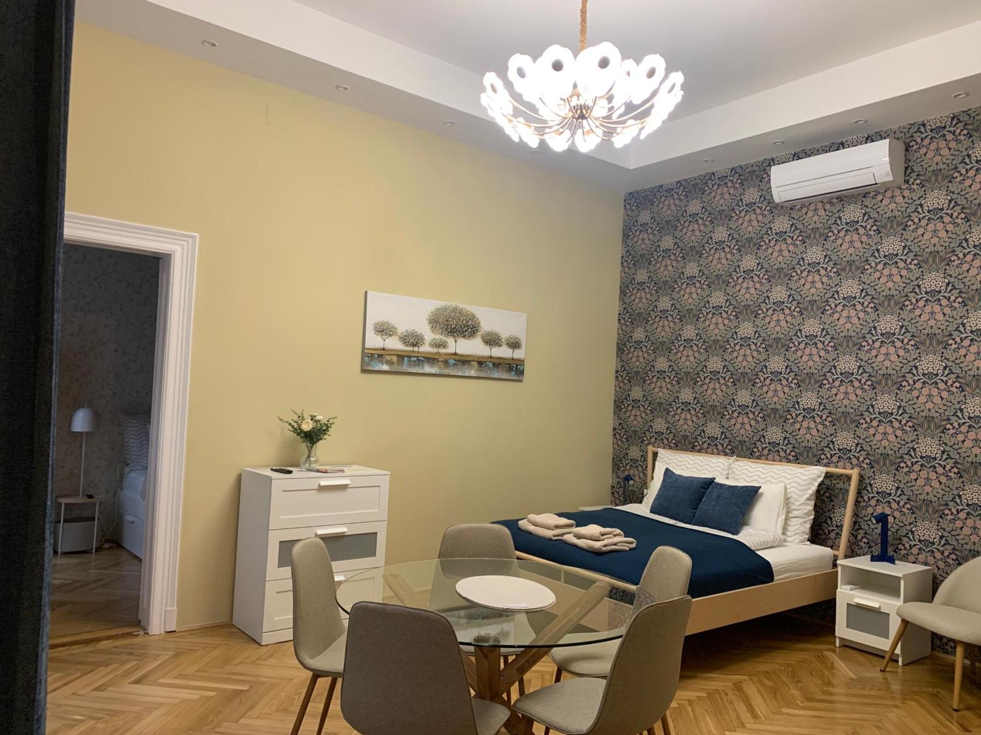 Appartement 43 *