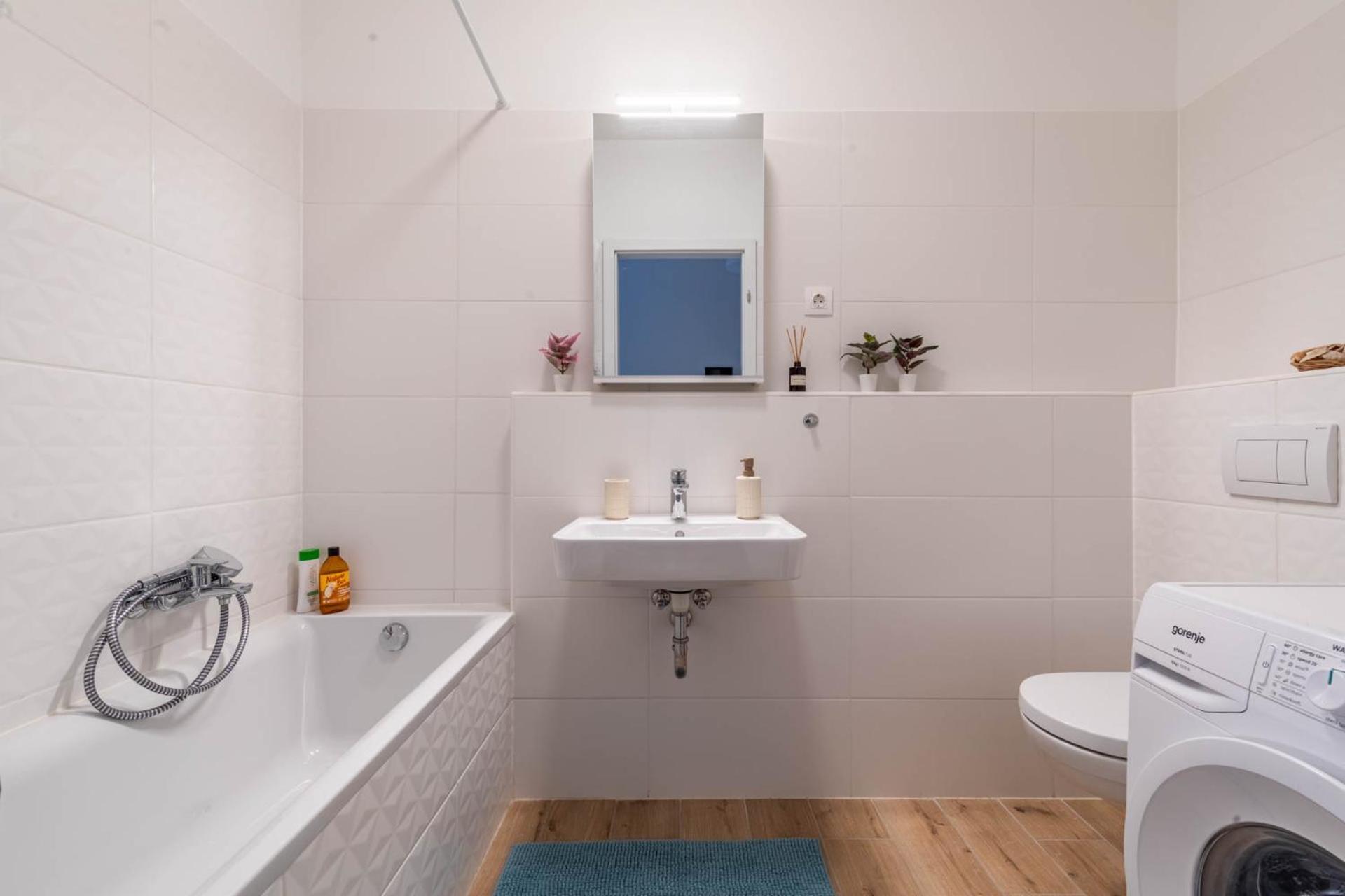 Blue River With Sauna&gym And Parking * Budapest