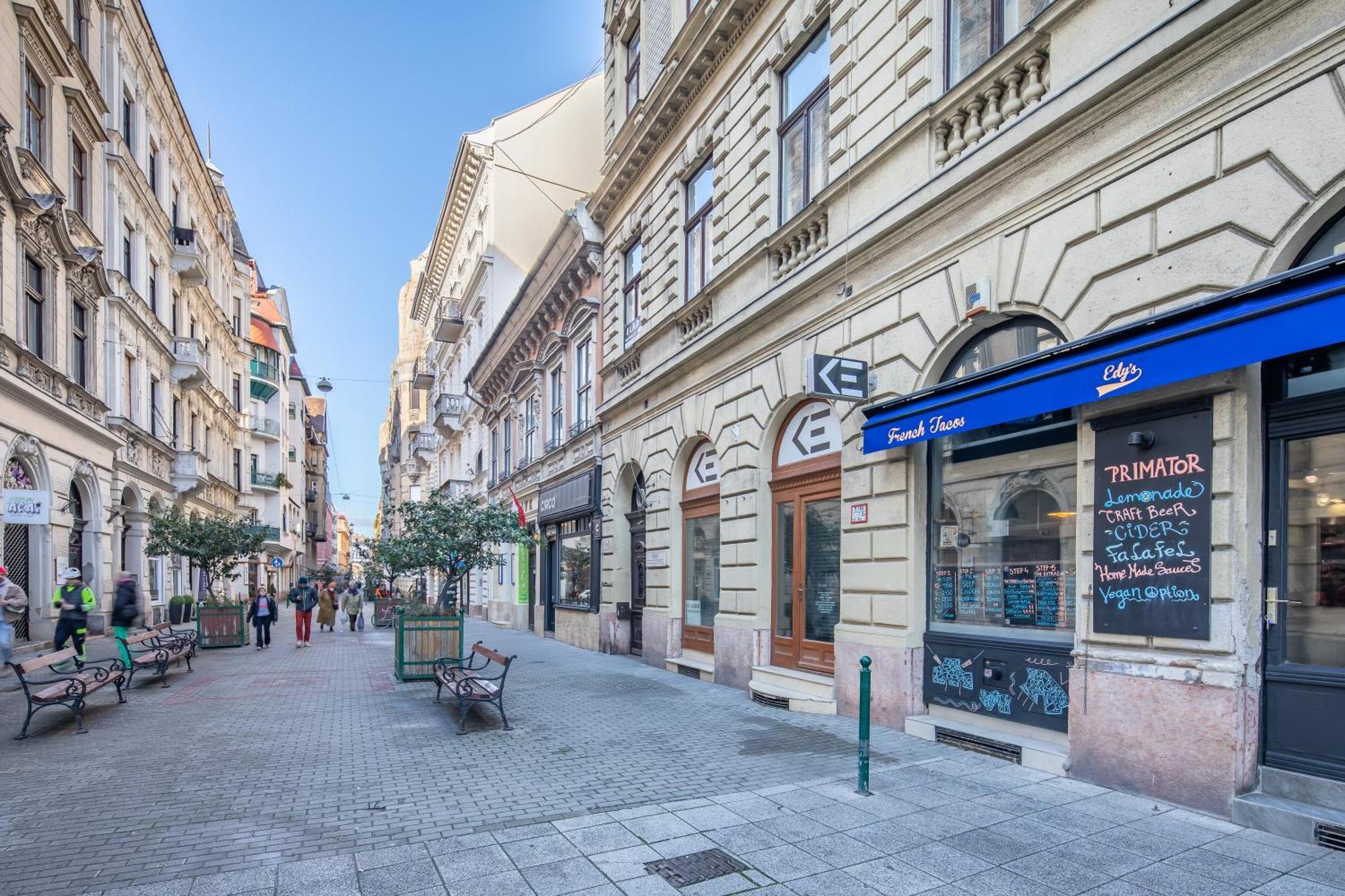 Opera * Budapest