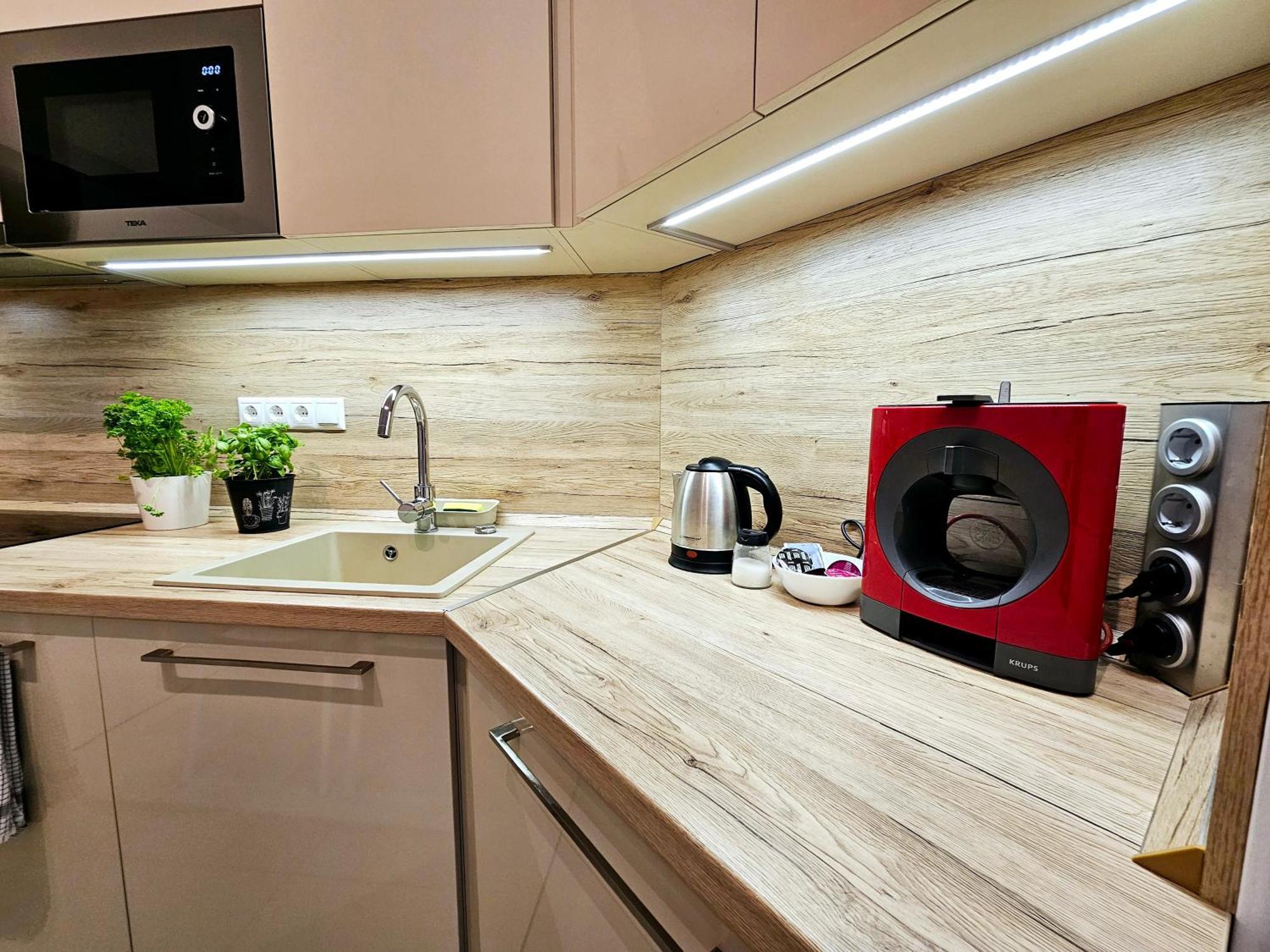Petibo - Kazinczy 10., A/c, Location Downtown *