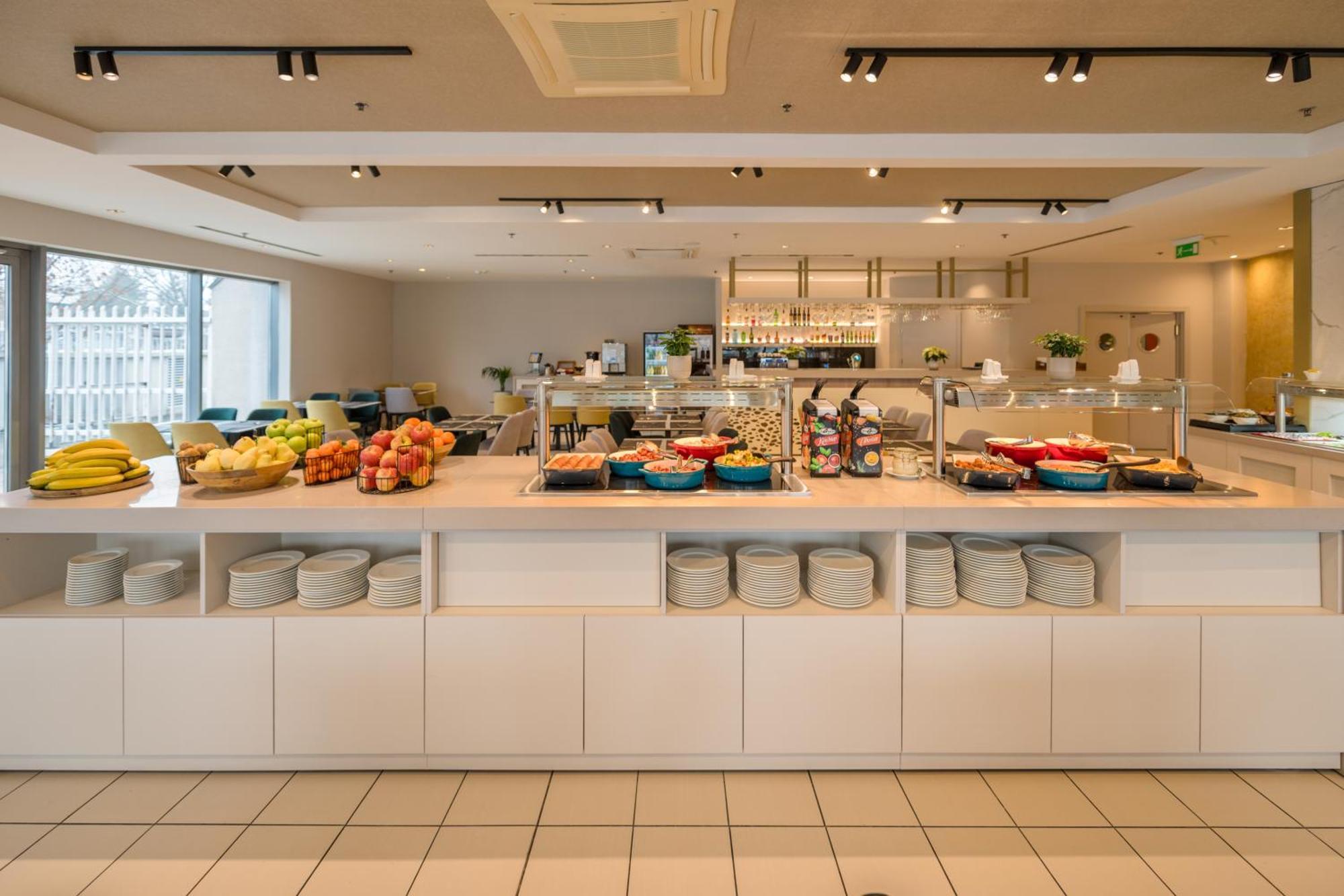 Expo Tower By Mellow Mood Hotel 4*