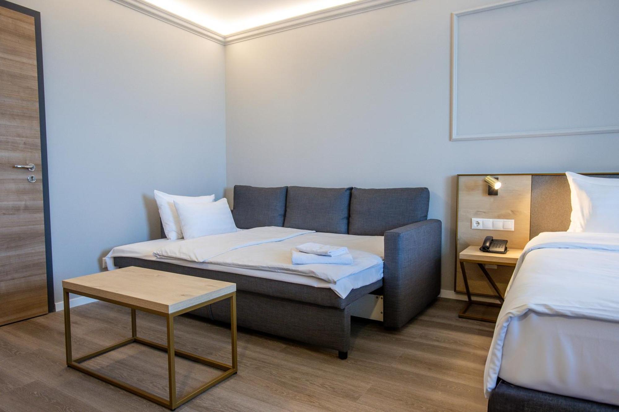 Expo Tower By Mellow Mood Hotel 4*