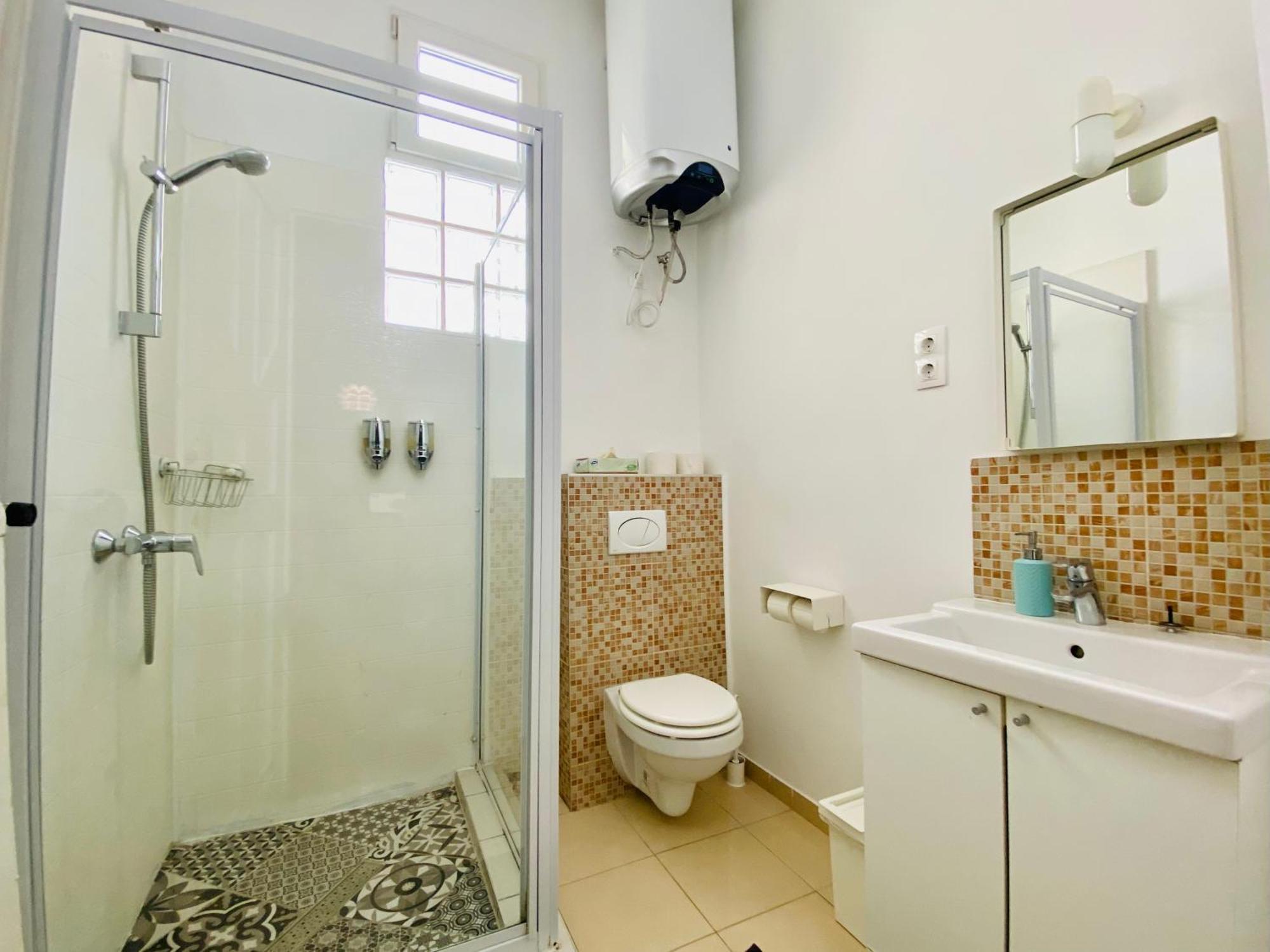 Stylish 1br - Flora's House *