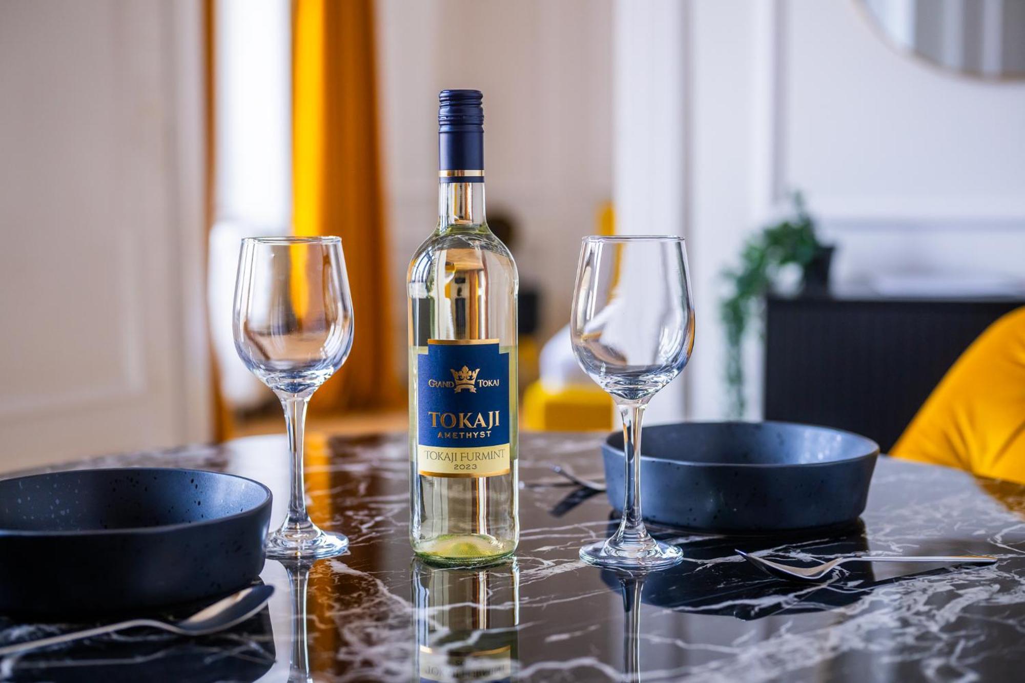 Riverfront Lux Appartamento