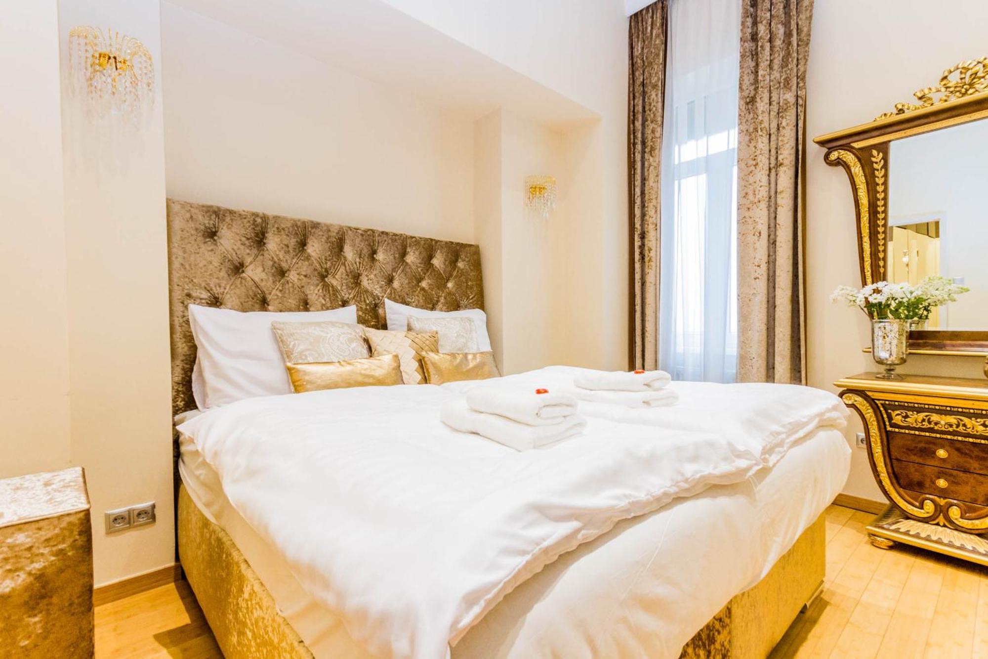 Principe Luxury Next To Parliament