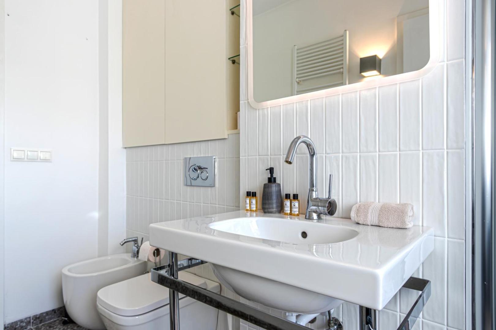Appartement Luxury With Balcony In Downtown