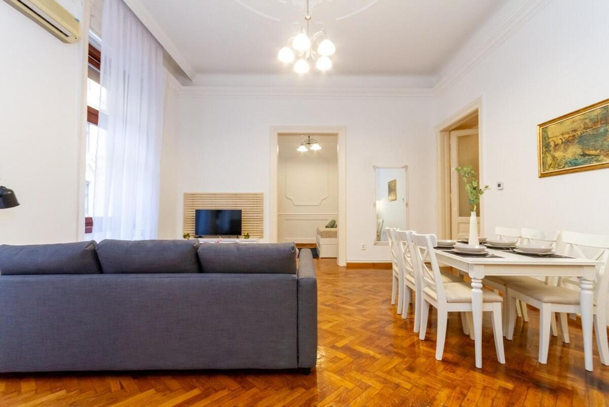 Appartamento D8 Downtown Haven In Kadar Street By Nw