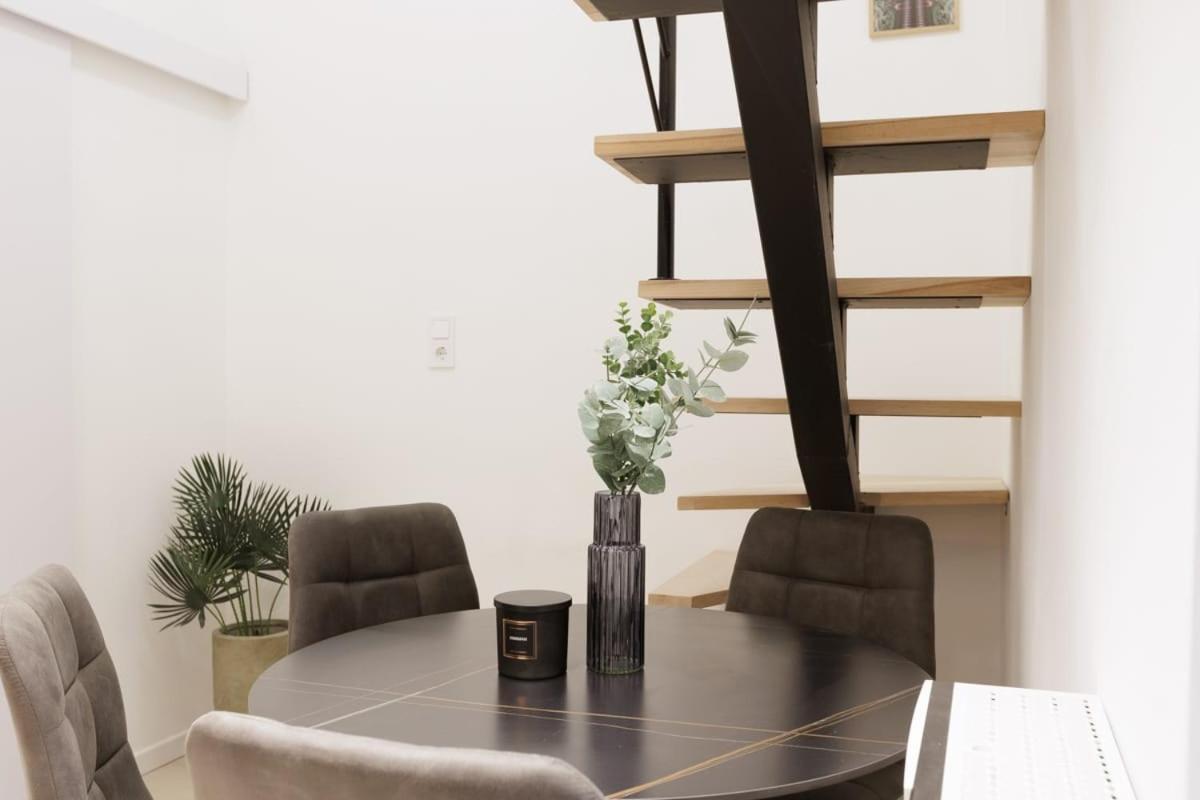 The Urban Chill Spot Harsfa Street Apartamento *
