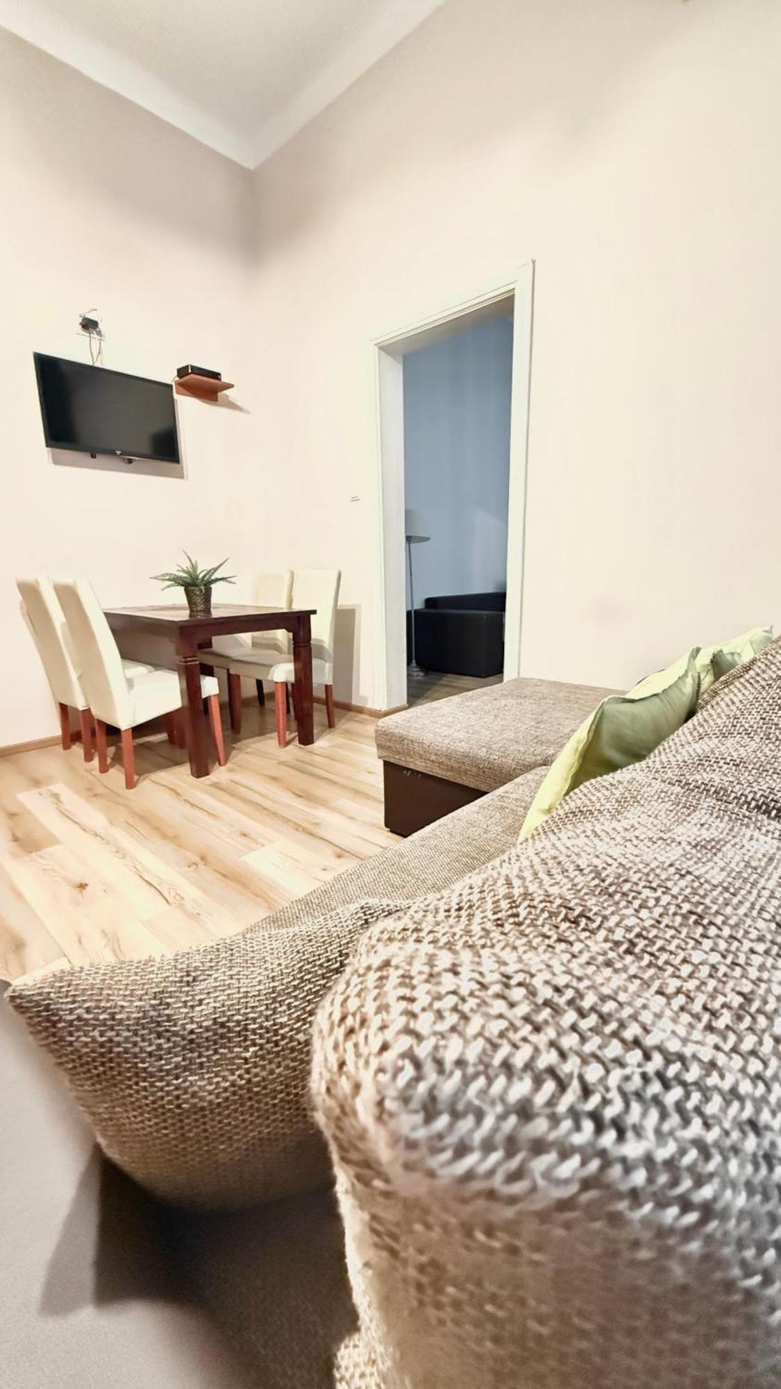 City Centrum Fashionstreet Apartman * Budapest