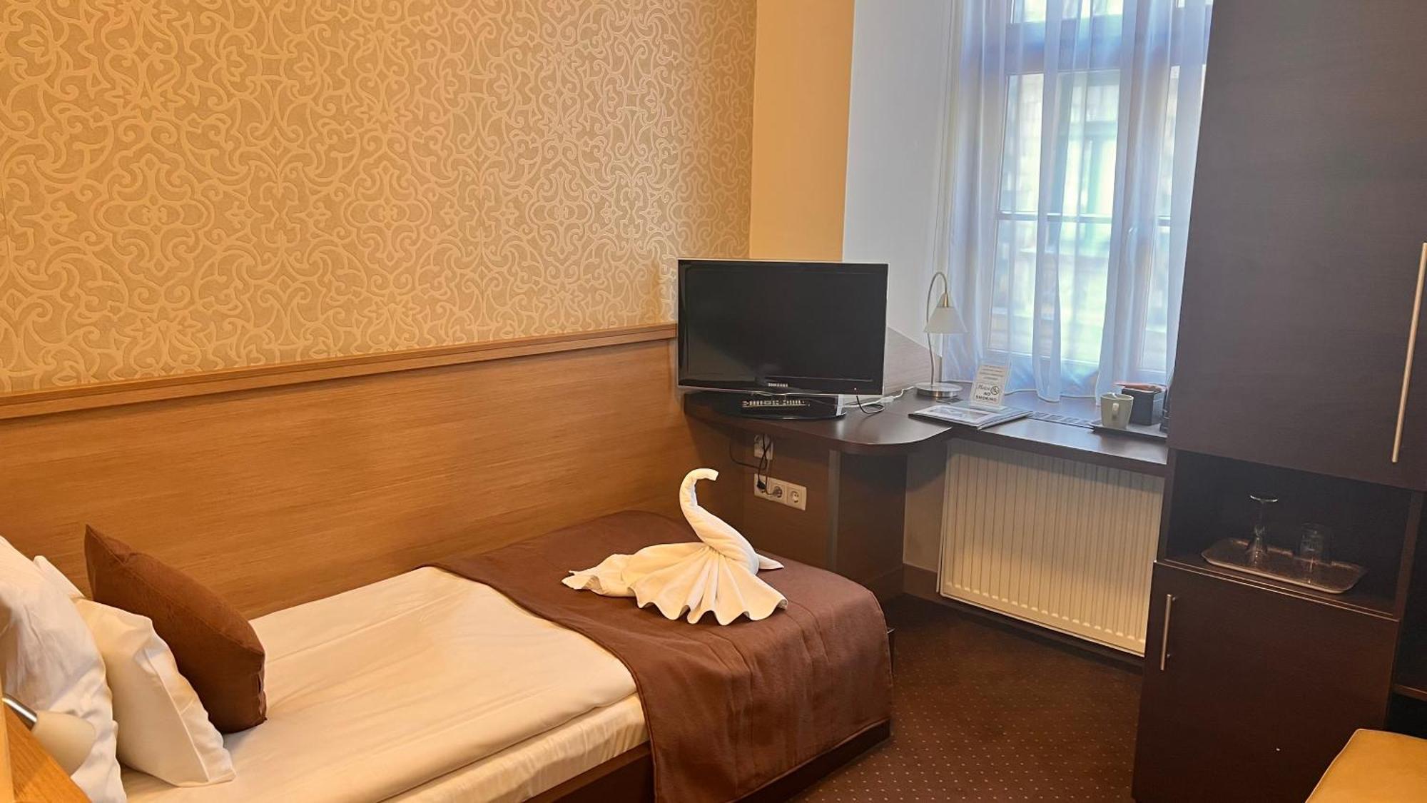 21 And Hotel