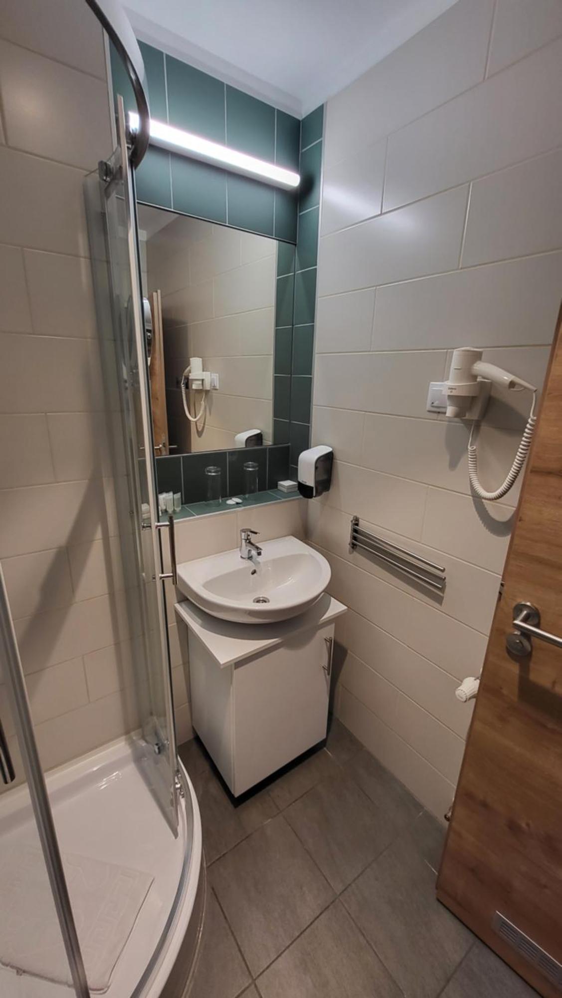 Hotell D50 4*
