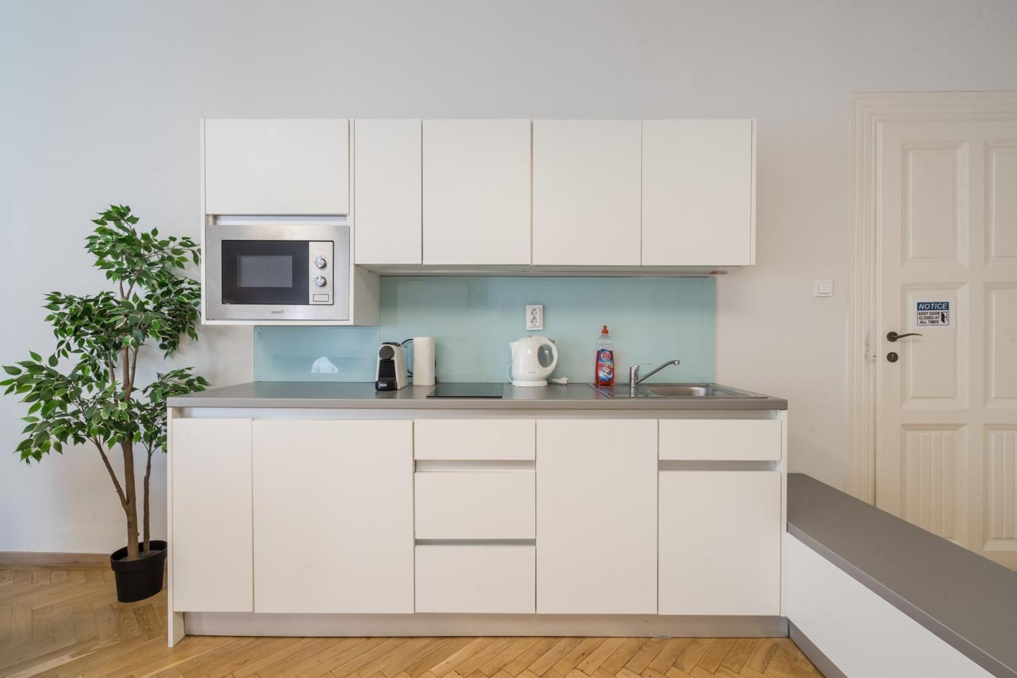 Apartment Tcb Regi *