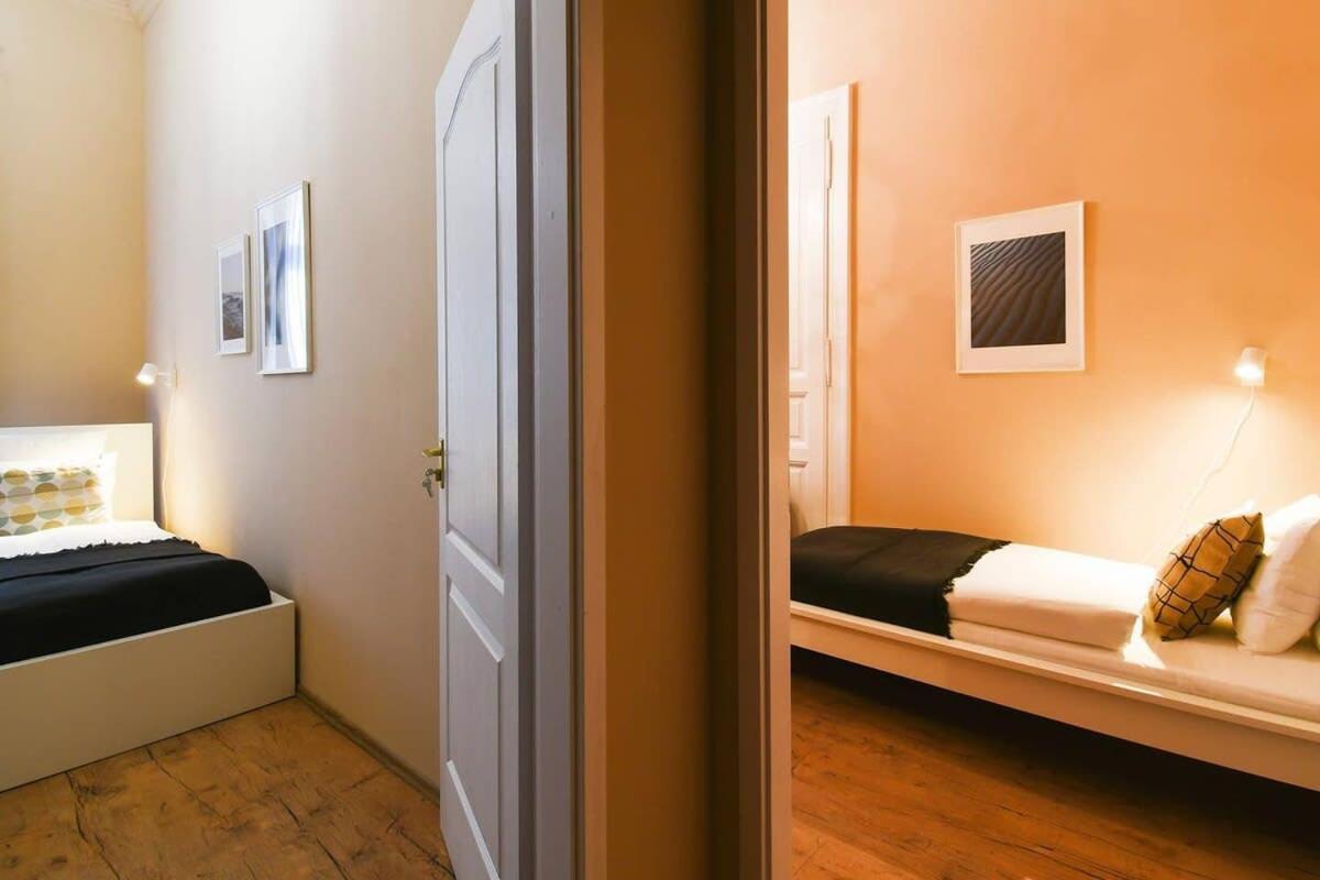 Very Very Spacious New Lägenhet