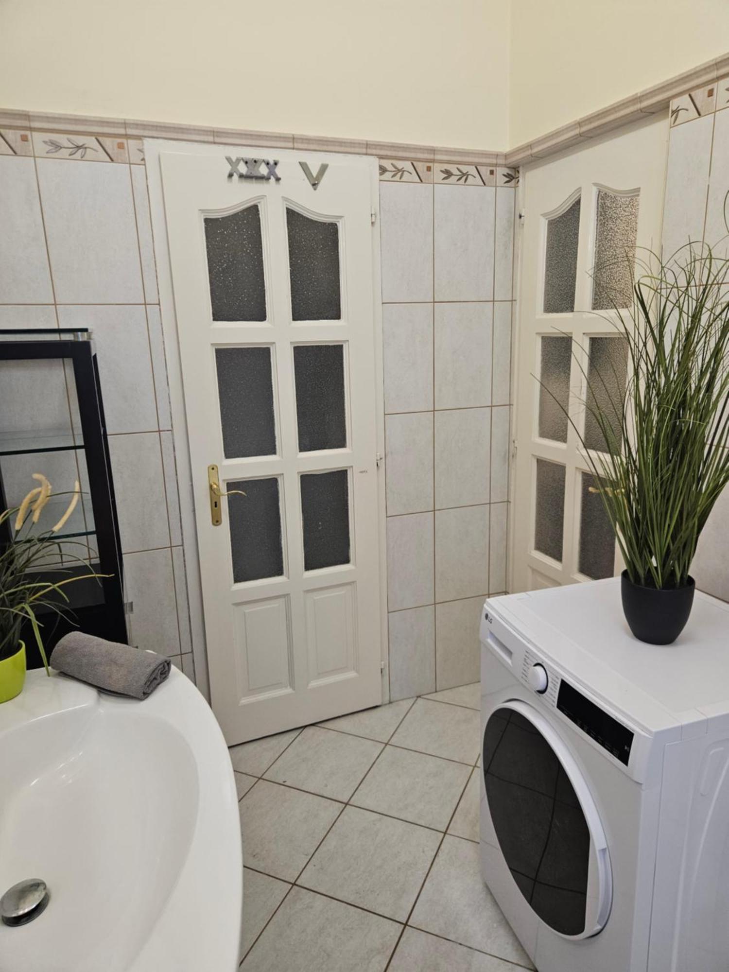 Apartamento Cozy And Near Kalvin Square