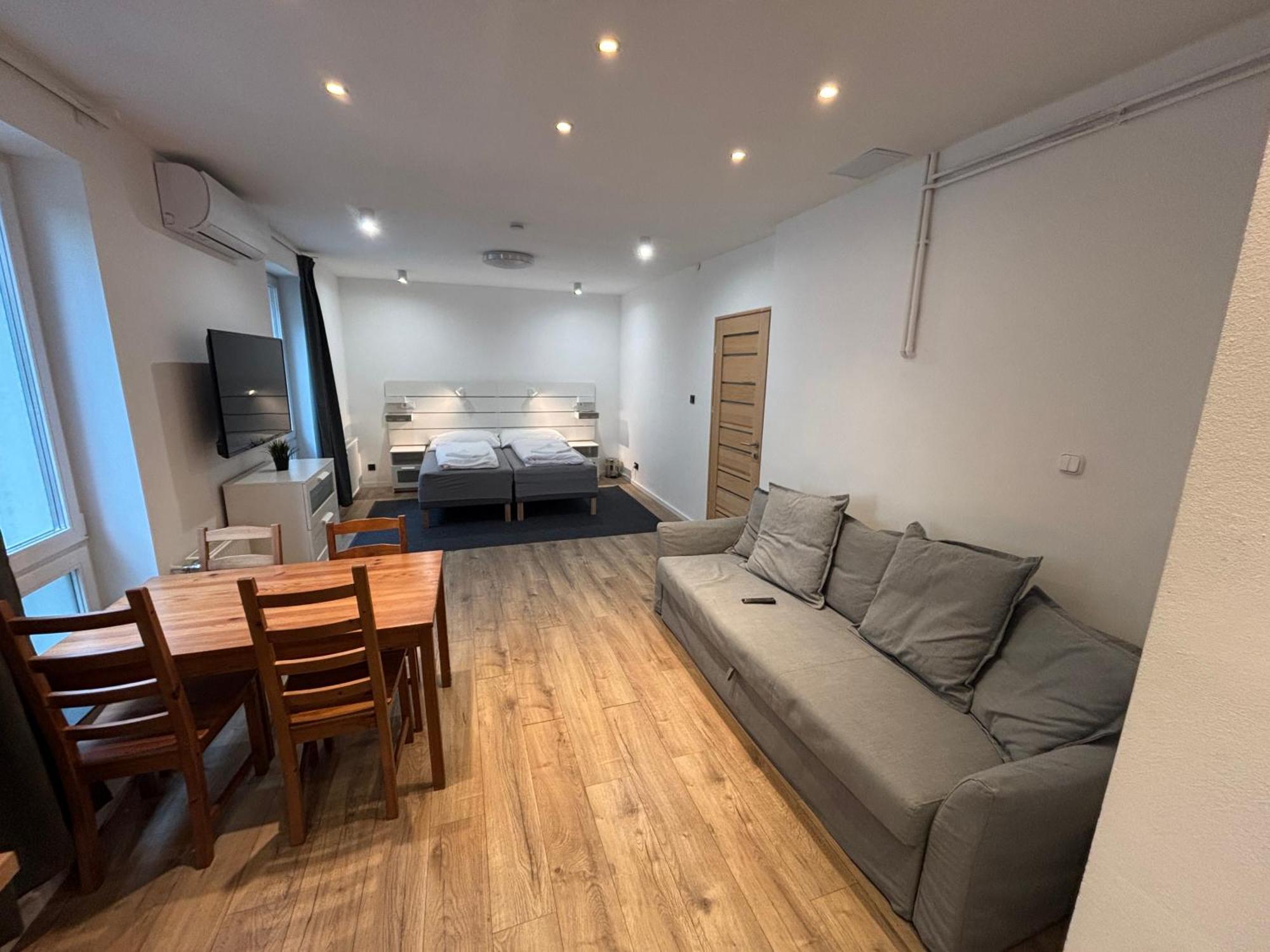 Benjamin Apartman *