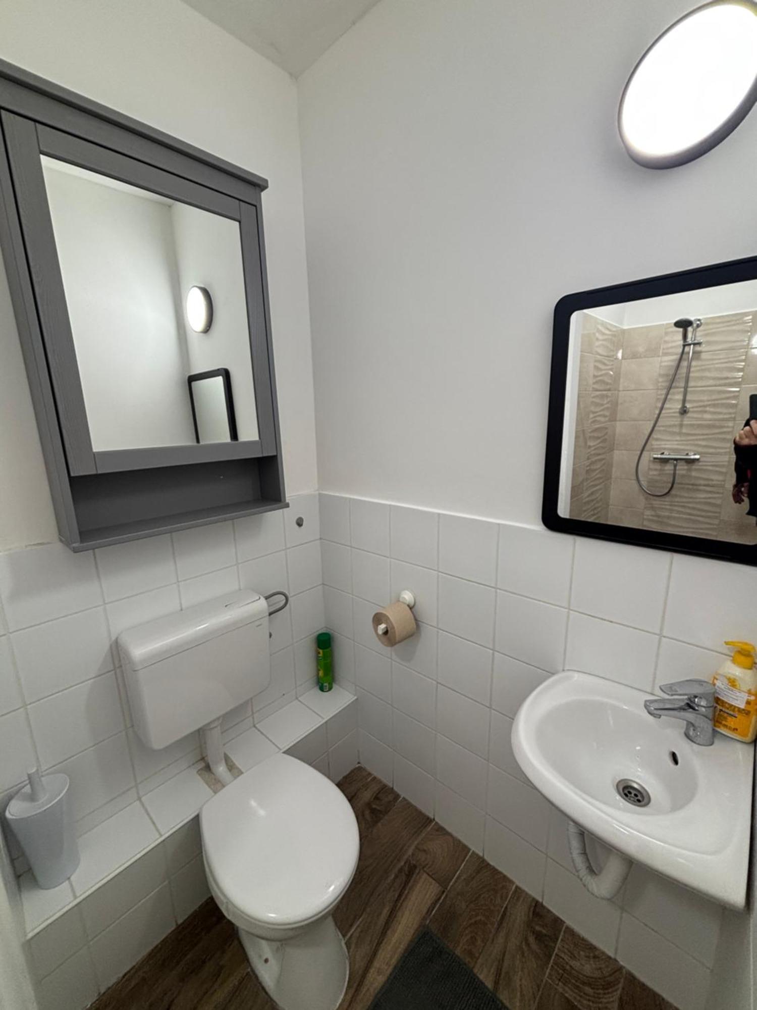 Benjamin Apartman *