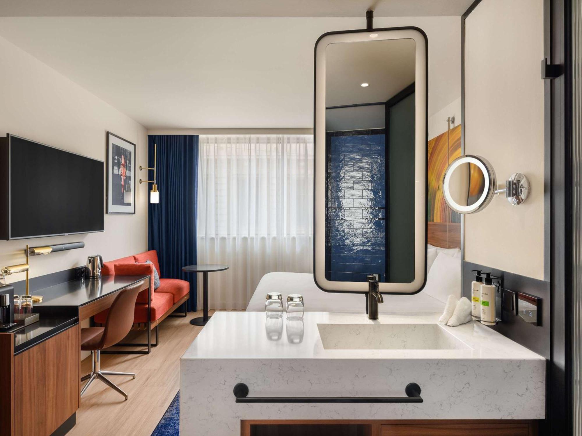 Pullman Hotel