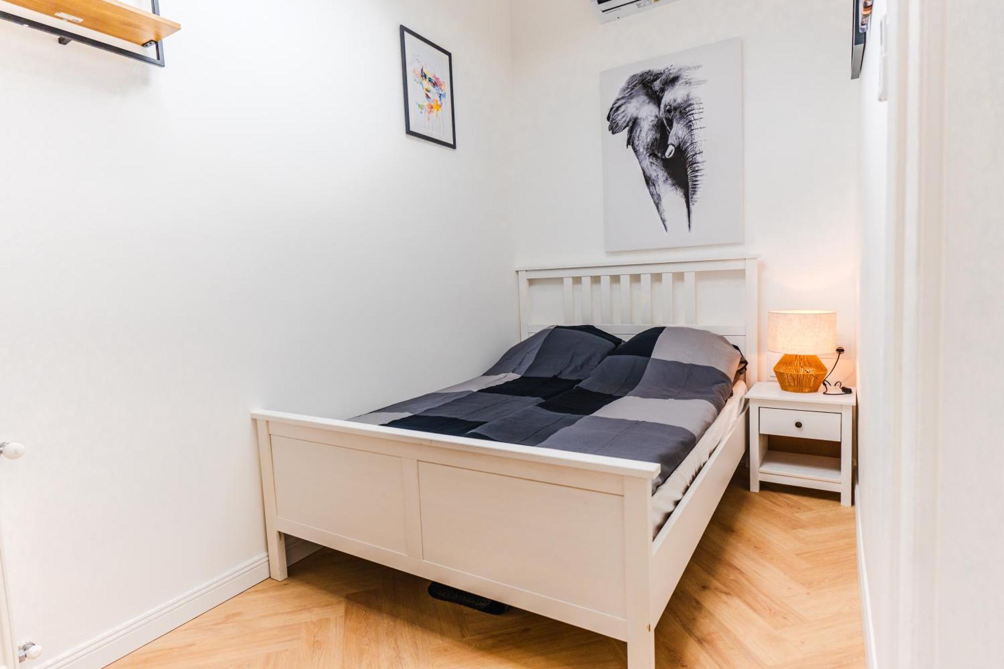 2 Bedrooms And Living Your Modern In Appartamento