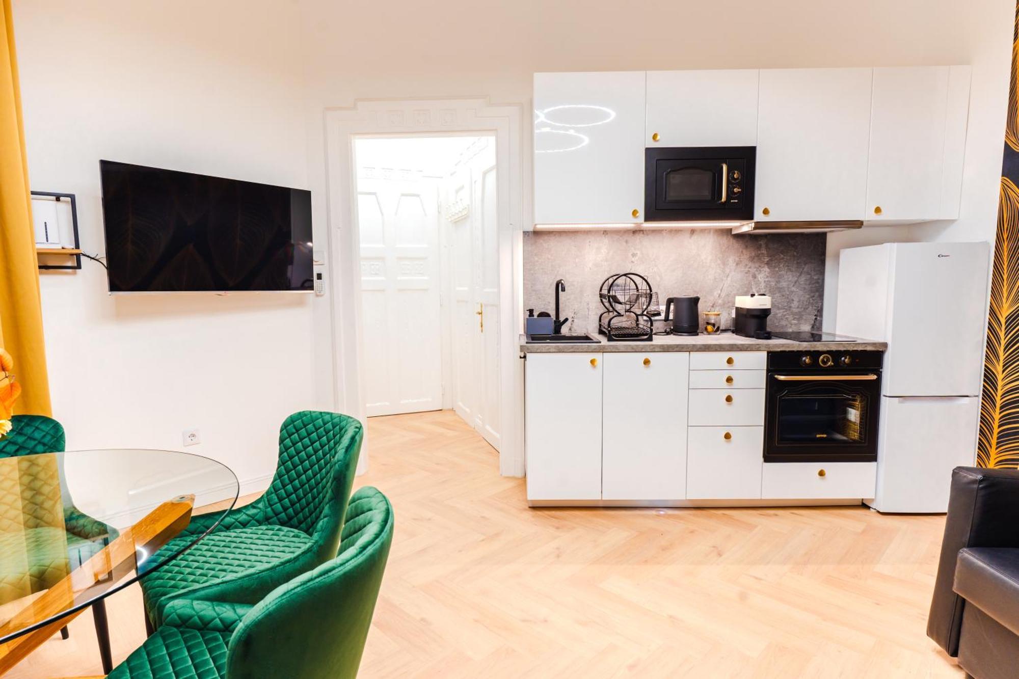 Appartamento 2 Bedrooms And Living Your Modern In *