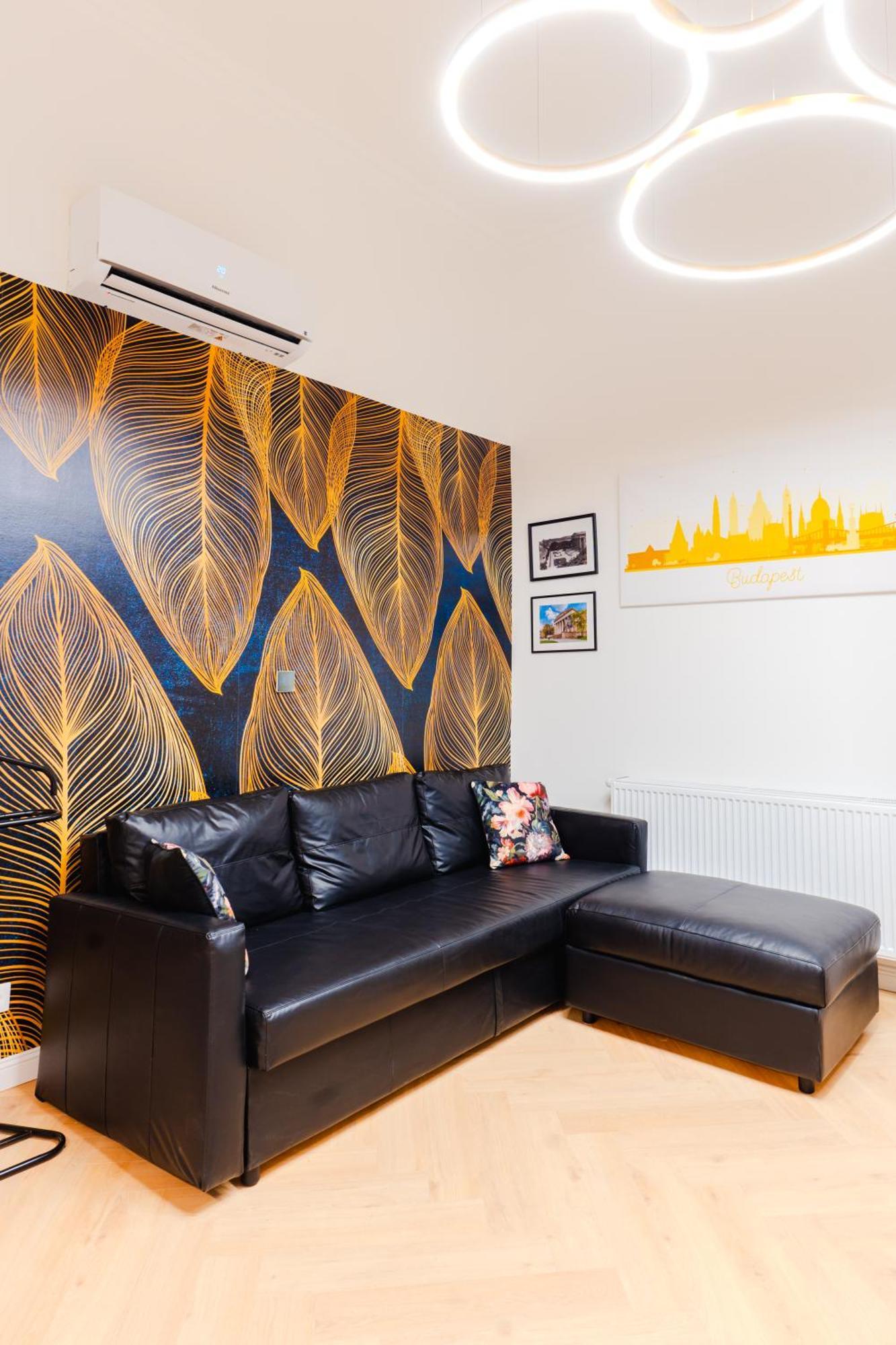 Appartamento 2 Bedrooms And Living Your Modern In Budapest