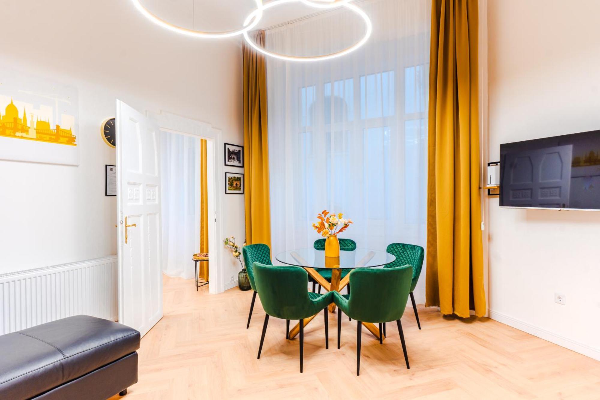 2 Bedrooms And 1 Living Your Modern In Budapest