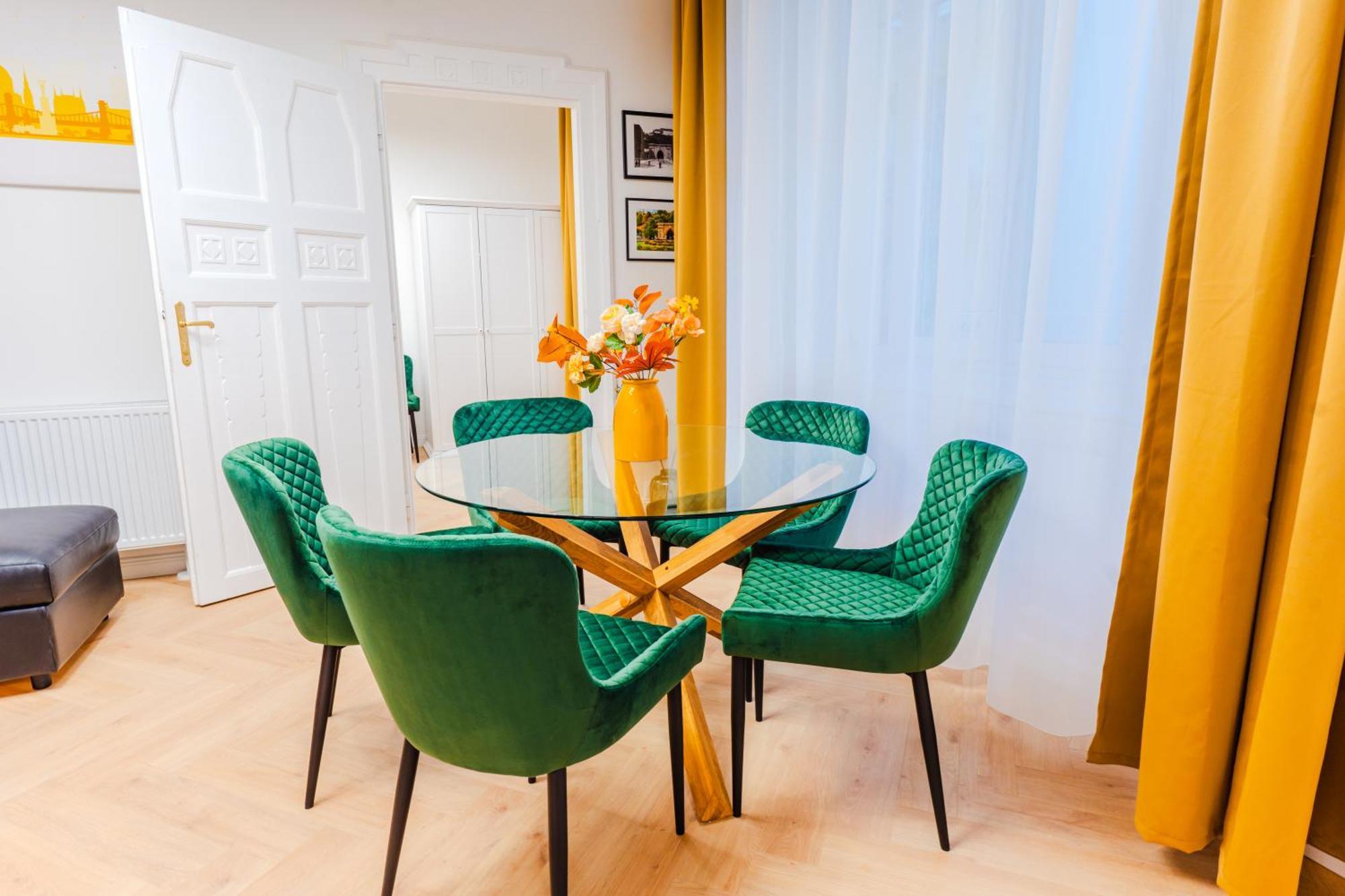 Appartamento 2 Bedrooms And Living Your Modern In *